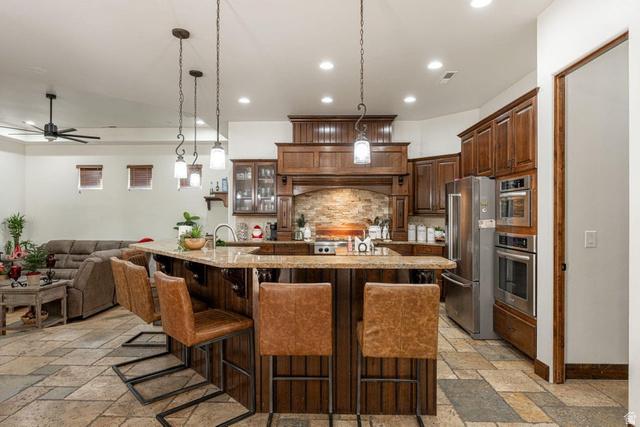 St. George, Utah, 84790, United States, 5 Bedrooms Bedrooms, ,4 BathroomsBathrooms,Residential,For Sale,2005572