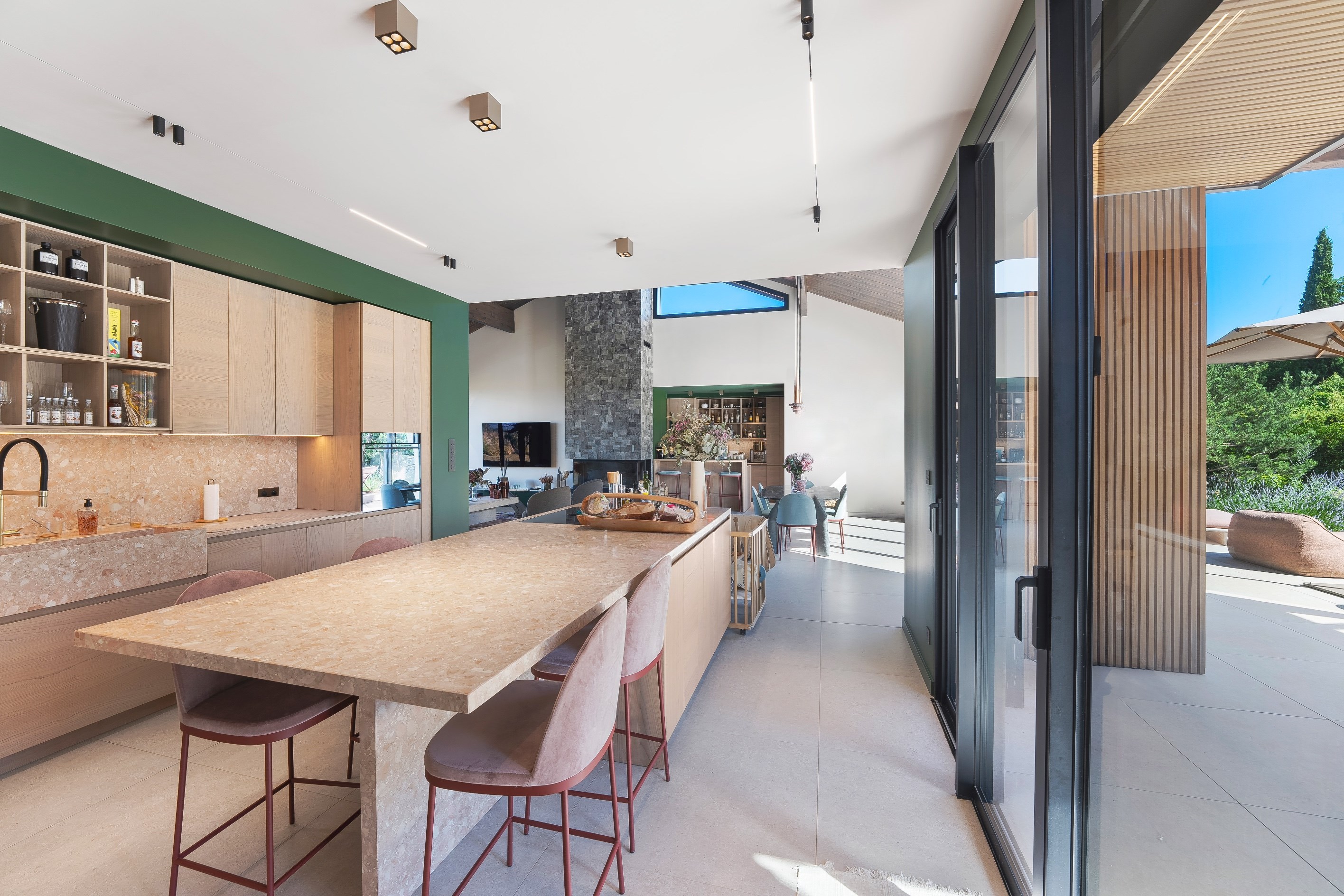  Contemporary villa with  a prime location near the Swiss border. - 物件實景