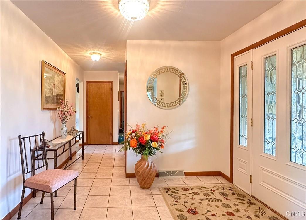 Oneida, New York, 13421, United States, 3 Bedrooms Bedrooms, ,2 BathroomsBathrooms,Residential,For Sale,1940517