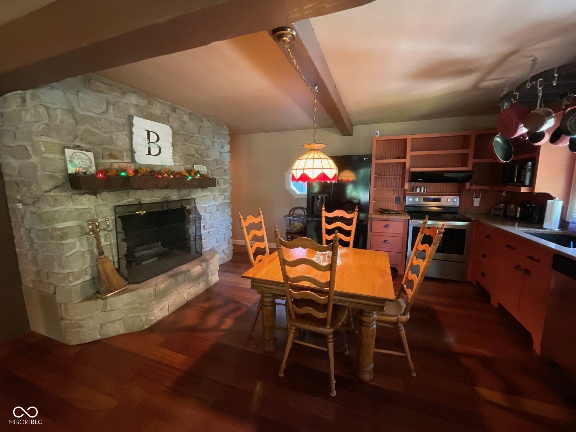 Rockville, Indiana, 47872, United States, 4 Bedrooms Bedrooms, ,2 BathroomsBathrooms,Residential,For Sale,1981136