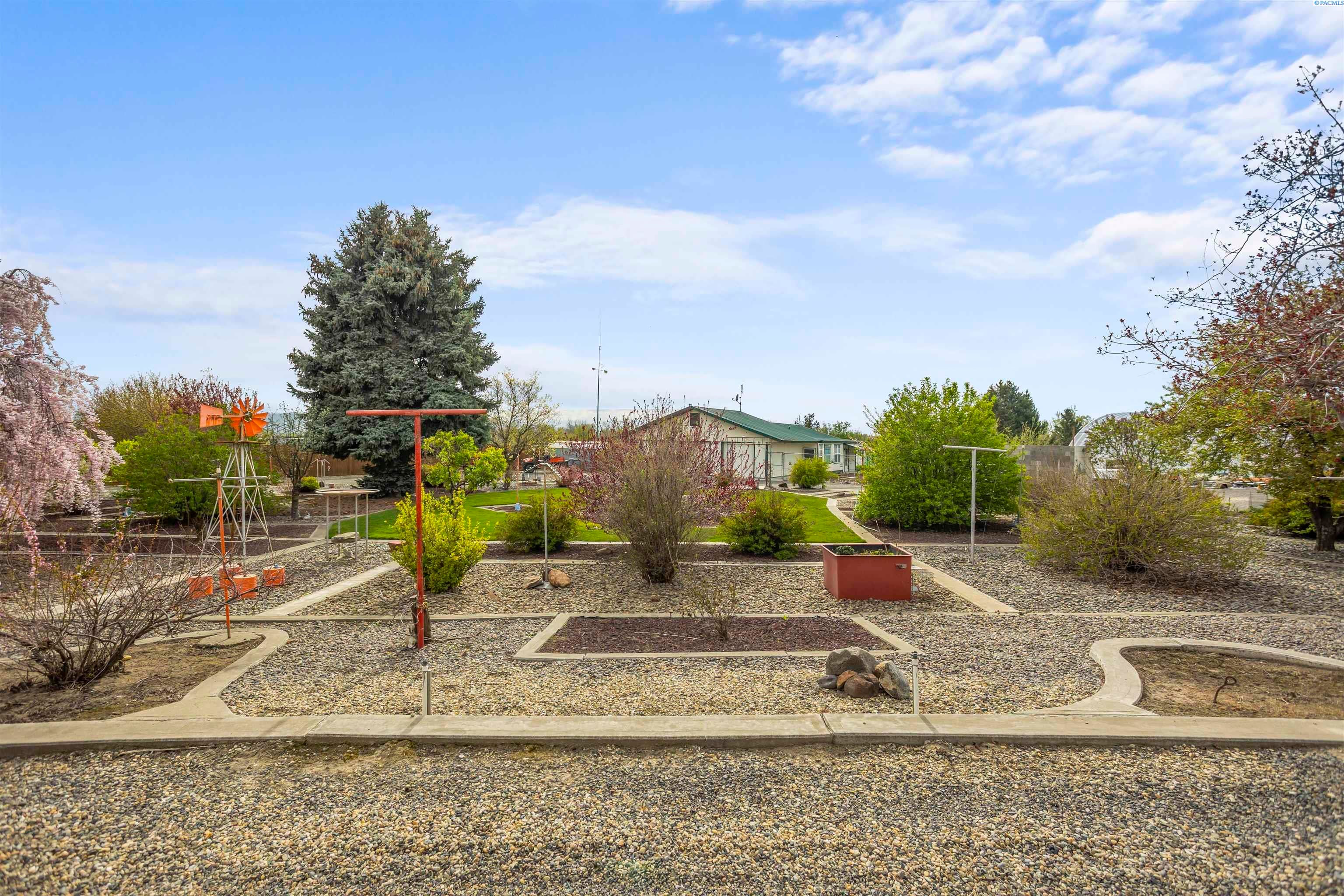 Granger, Washington, 98932, United States, 4 Bedrooms Bedrooms, ,1 BathroomBathrooms,Residential,For Sale,1975233