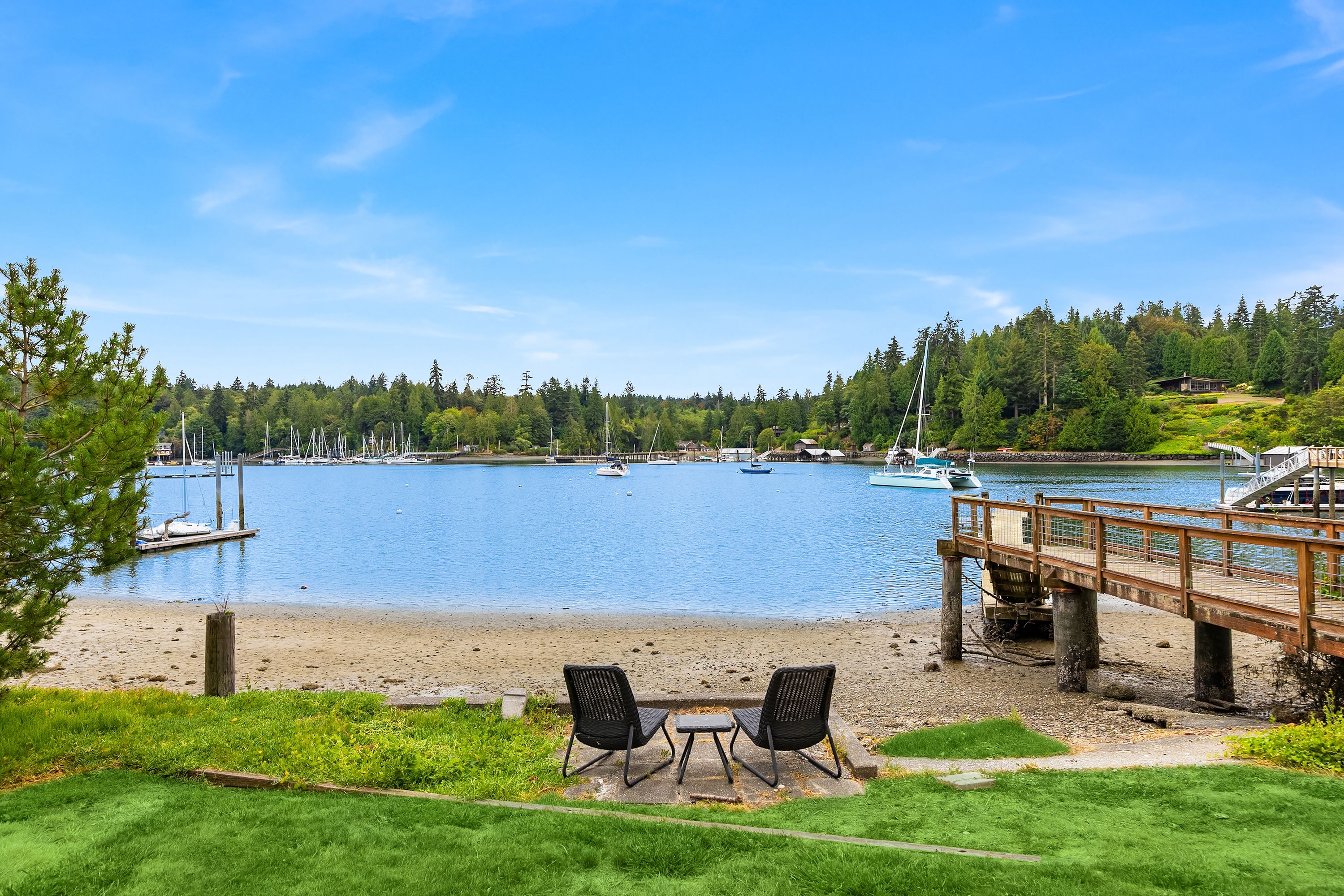  15122 & 15128 NE Anna Vera Lane, Bainbridge Island, WA 98110 - 物件實景