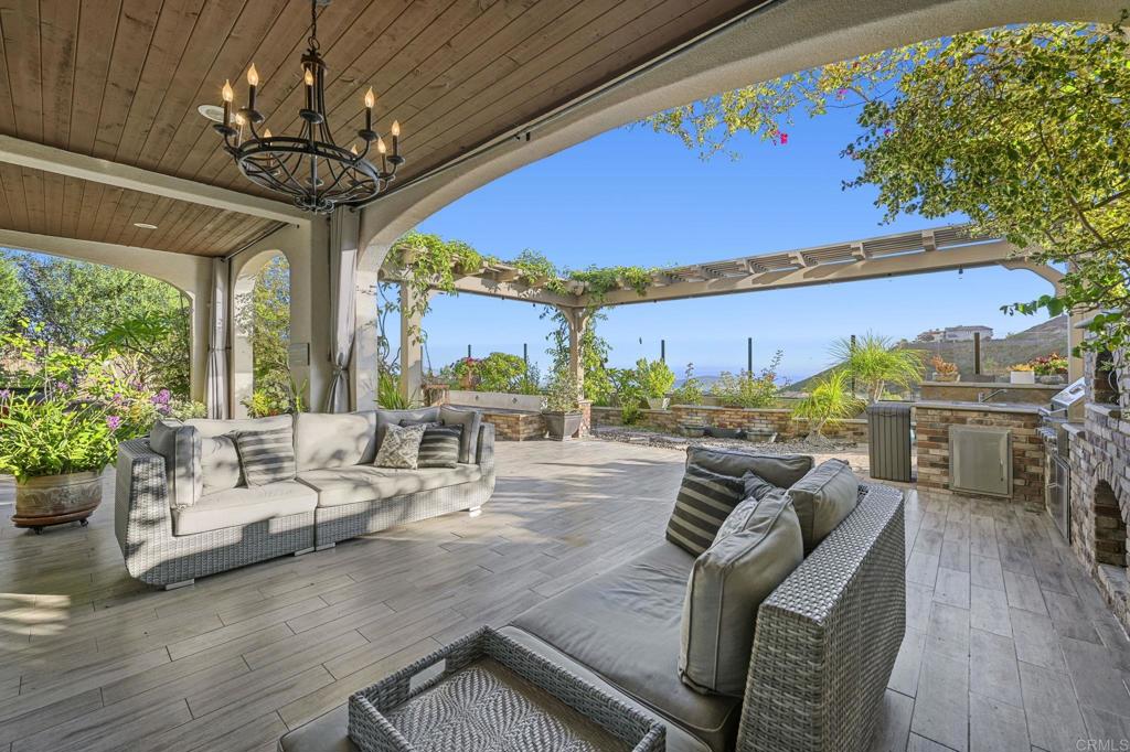 San Marcos, California, 92078, United States, 5 Bedrooms Bedrooms, ,5 BathroomsBathrooms,Residential,For Sale,1926310