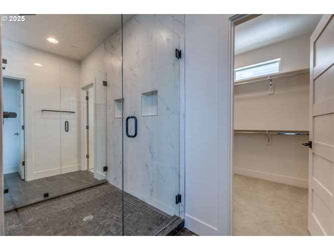 Camas, Washington, 98607, United States, 4 Bedrooms Bedrooms, ,3 BathroomsBathrooms,Residential,For Sale,1826713