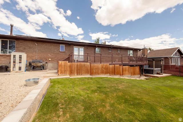 Sandy, Utah, 84092, United States, 4 Bedrooms Bedrooms, ,3 BathroomsBathrooms,Residential,For Sale,2048474