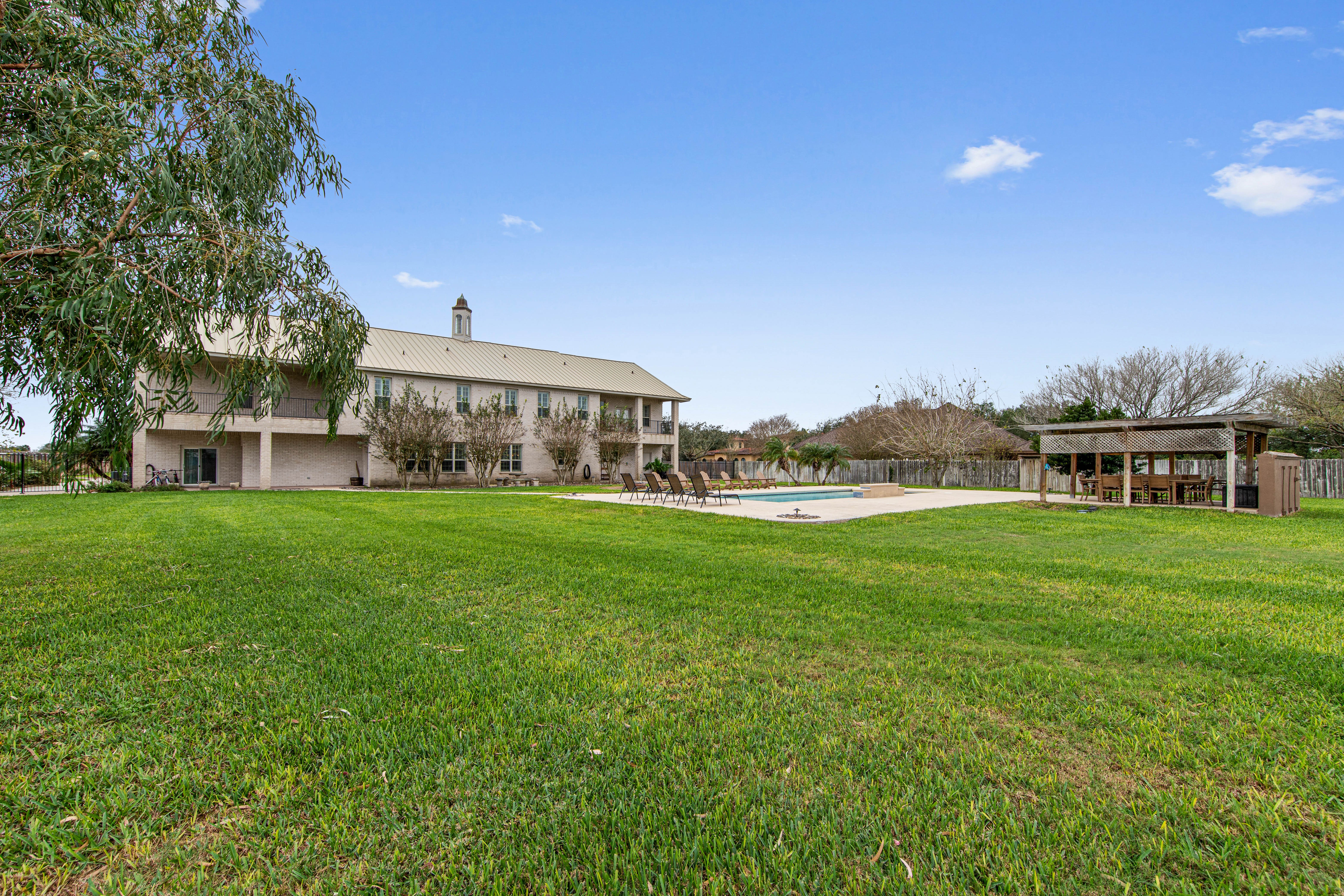 14847 Valencia Circle South, Harlingen, Texas, 78552, United States, 5 Bedrooms Bedrooms, ,7 BathroomsBathrooms,Residential,For Sale,14847 Valencia Circle South,1683740