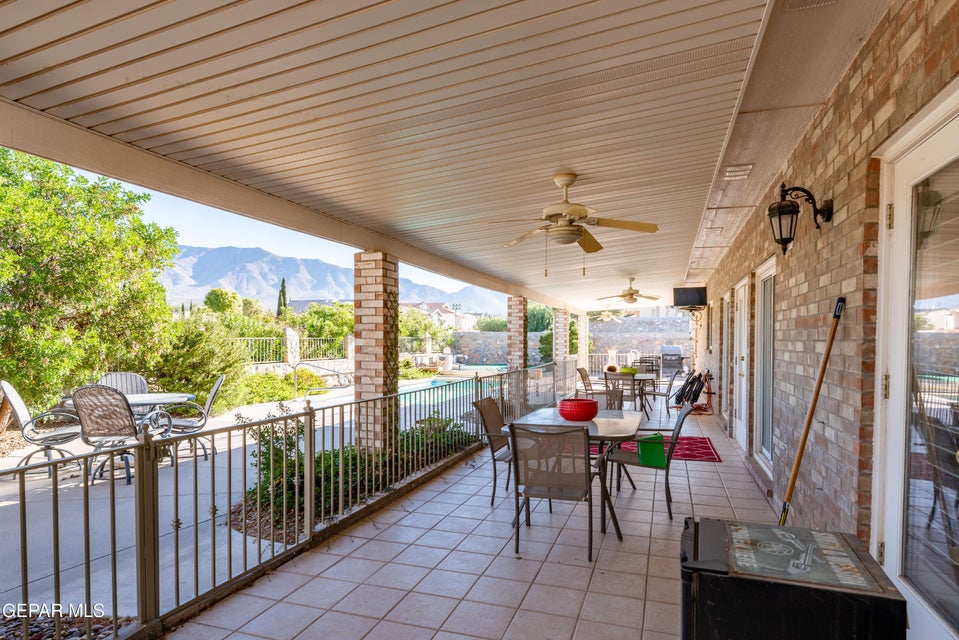 El Paso, Texas, 79912, United States, 4 Bedrooms Bedrooms, ,3 BathroomsBathrooms,Residential,For Sale,1988584