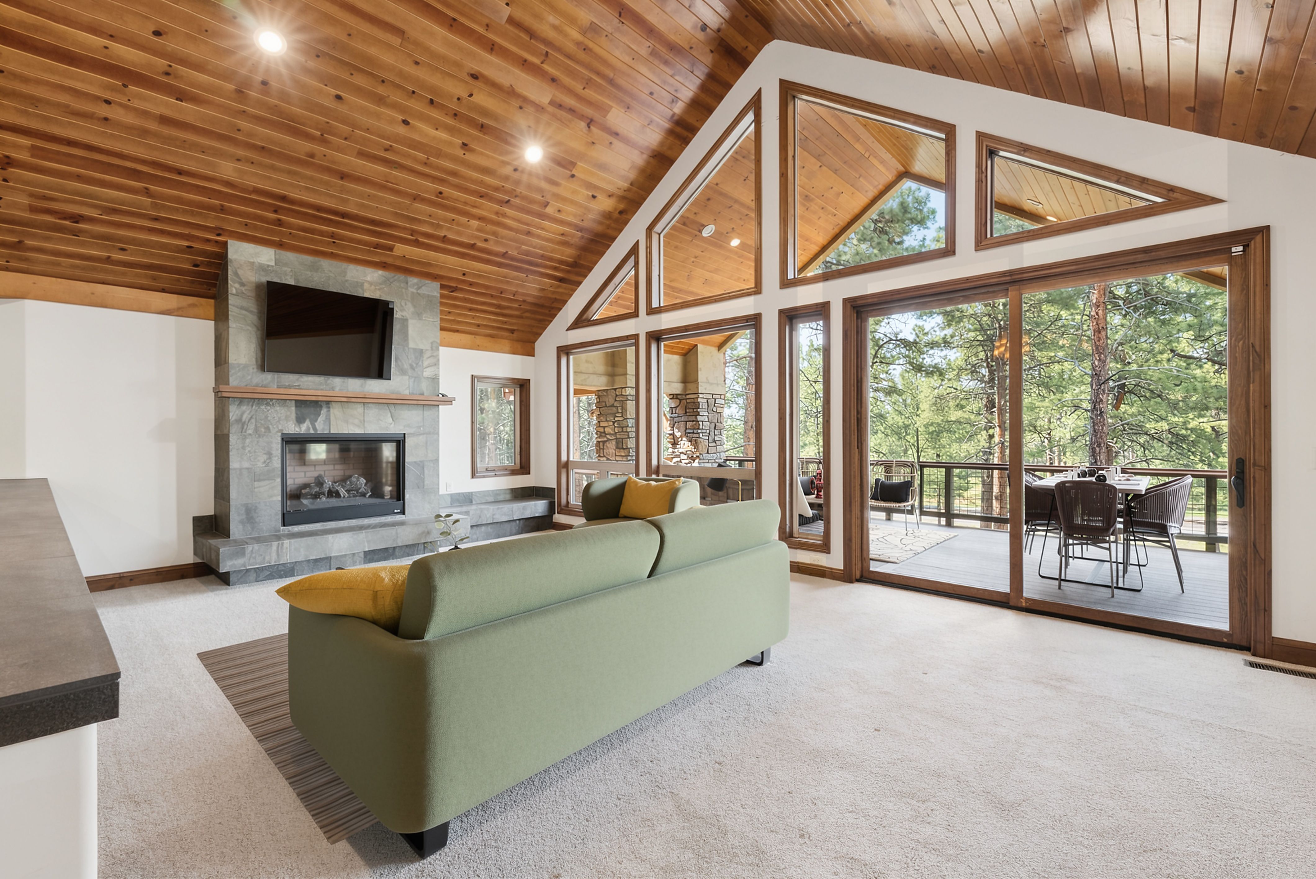  Captivating Mountain Modern in Cathedral Pines - 物件實景