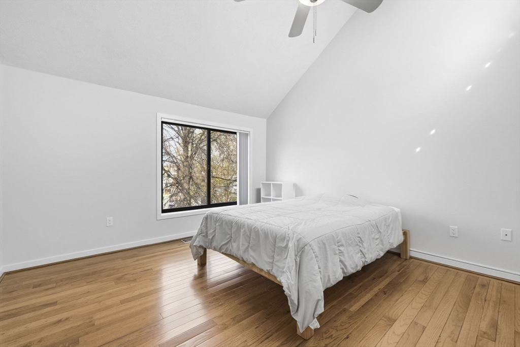 Cambridge, Massachusetts, 02138, United States, 3 Bedrooms Bedrooms, ,3 BathroomsBathrooms,Residential,For Sale,2040647