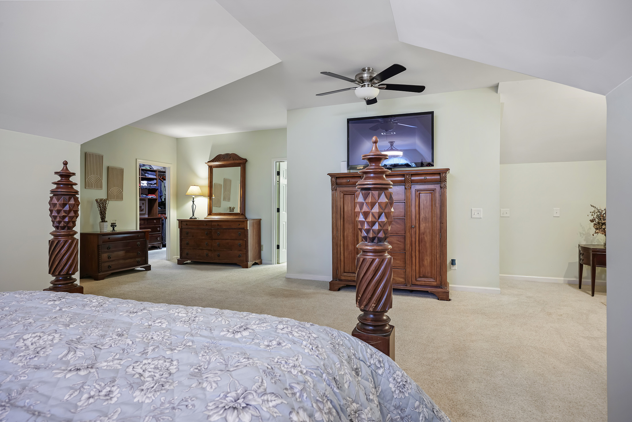  Beautifully Maintained Home in Highly Desirable Lee’s Crossing - 物件實景