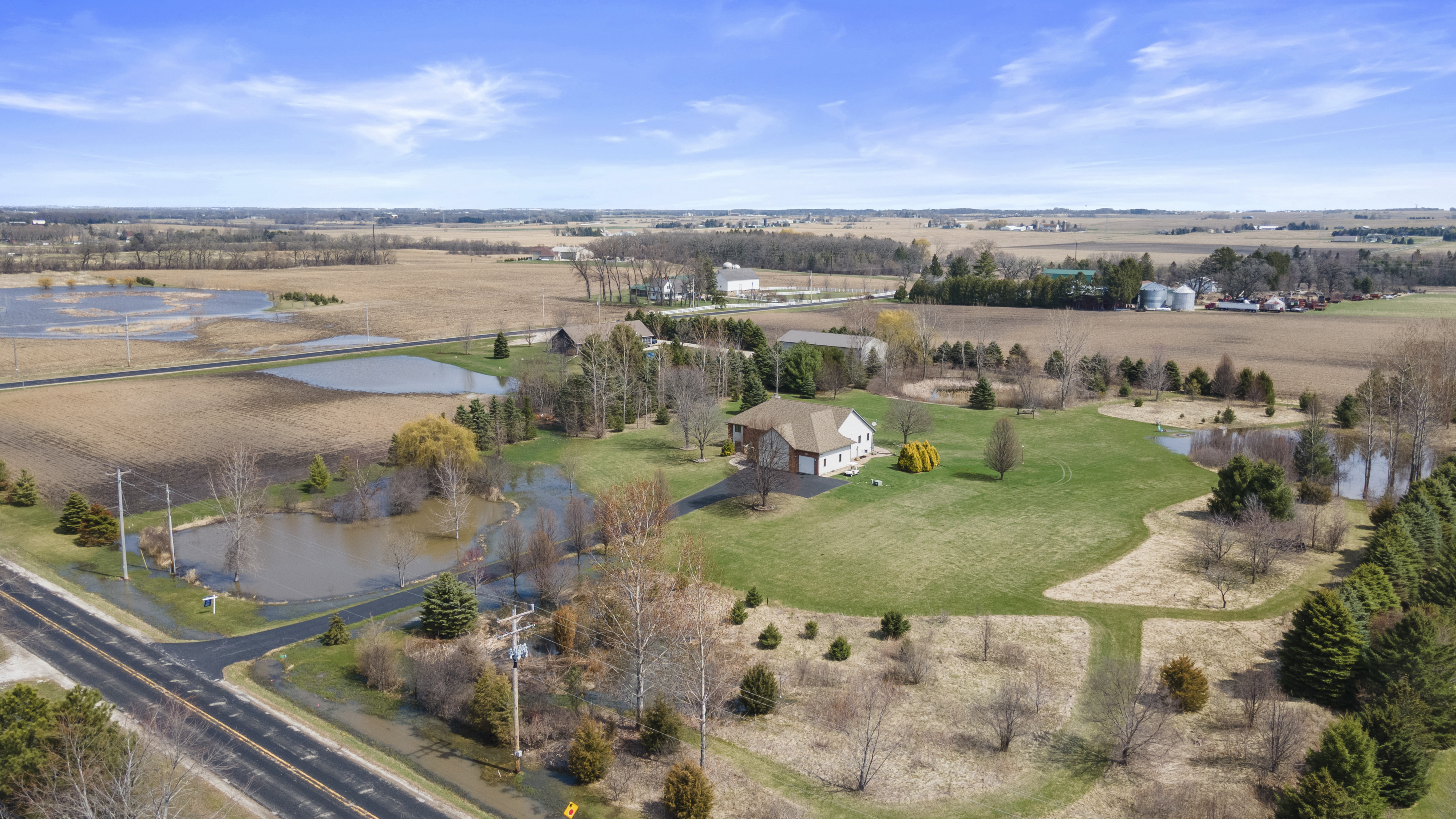  3-acres in union  grove - no hoa - 物件實景