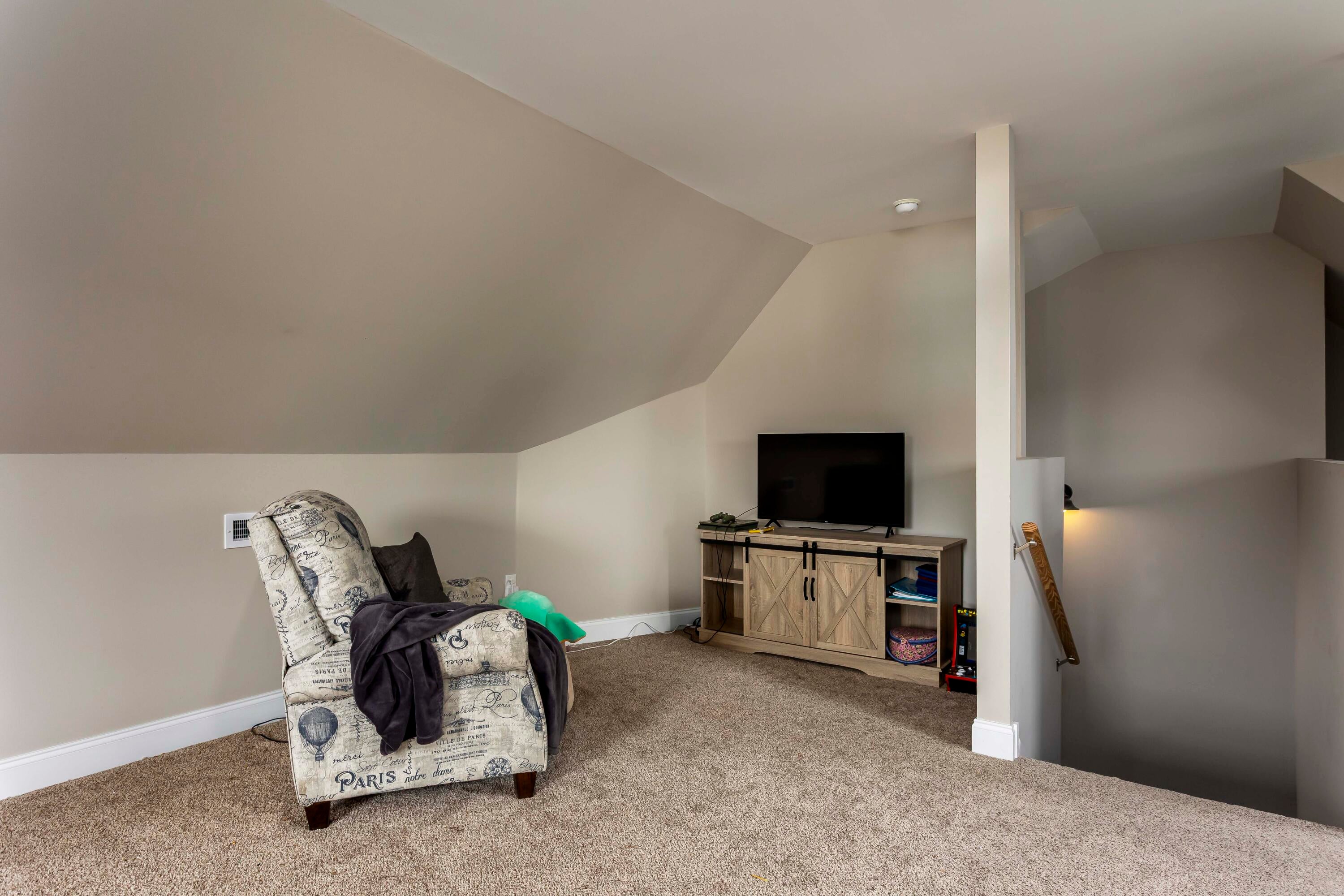 Dayton, Tennessee, 37321, United States, 3 Bedrooms Bedrooms, ,2 BathroomsBathrooms,Residential,For Sale,1901009
