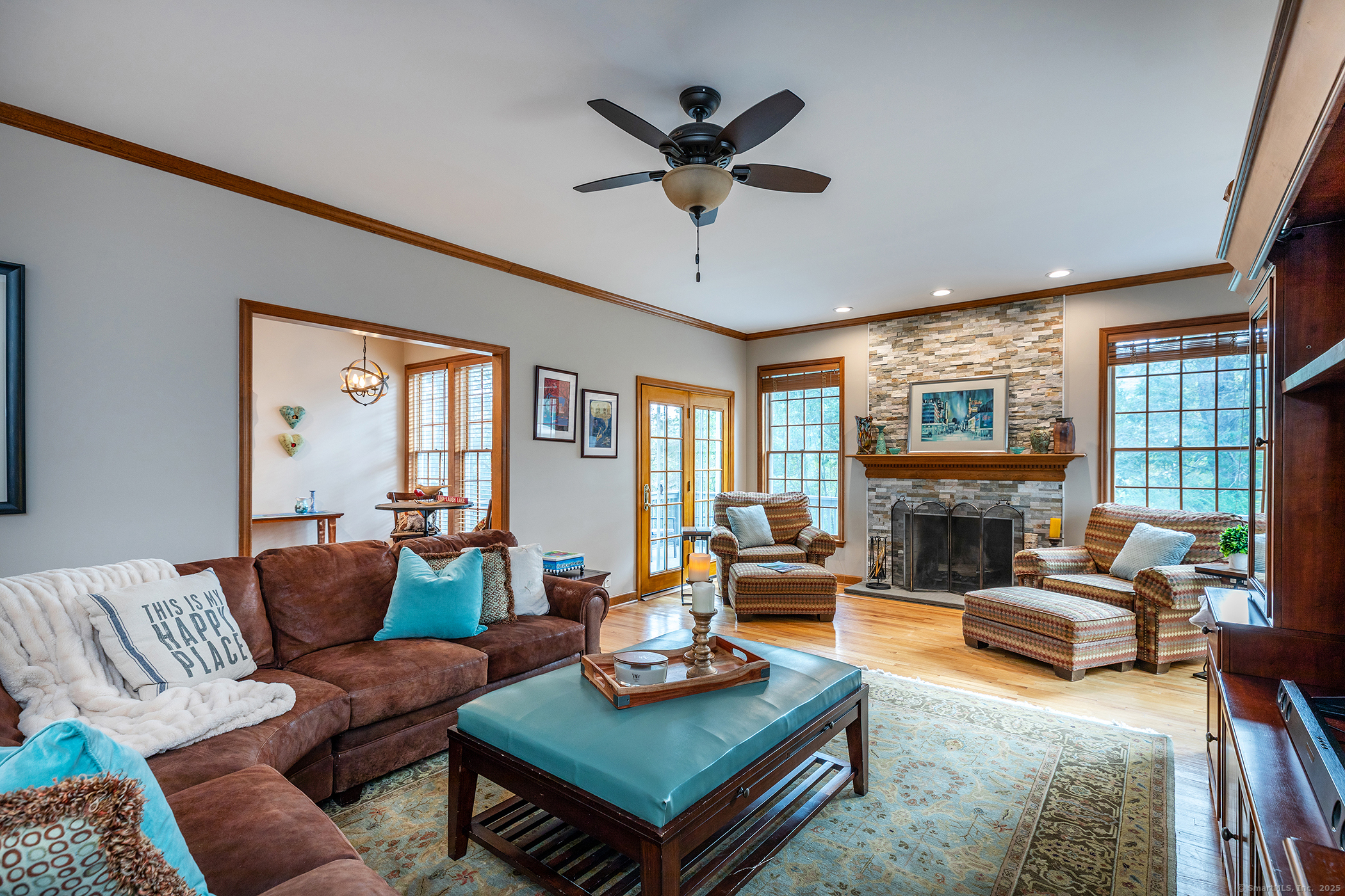 New Fairfield, Connecticut, 06812, United States, 4 Bedrooms Bedrooms, ,6 BathroomsBathrooms,Residential,For Sale,1949816