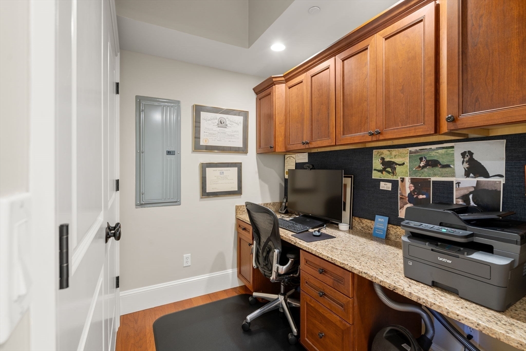 Watertown, Massachusetts, 02472, United States, 3 Bedrooms Bedrooms, ,3 BathroomsBathrooms,Residential,For Sale,1850187