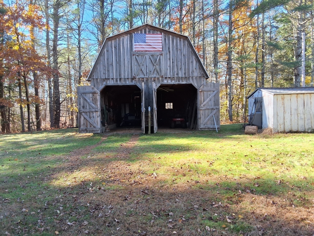 North Brookfield, Massachusetts, 01535, United States, 4 Bedrooms Bedrooms, ,2 BathroomsBathrooms,Residential,For Sale,1980340
