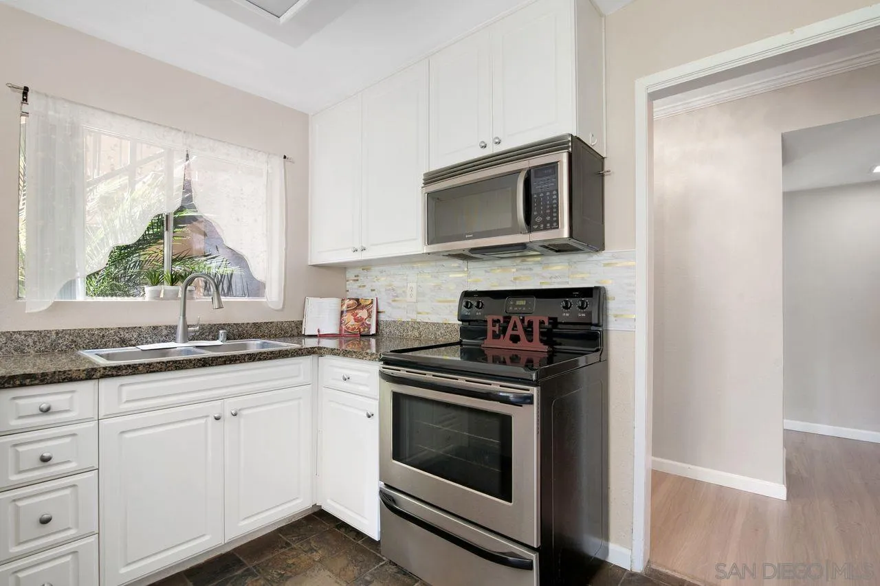 San Diego, California, 92127, United States, 2 Bedrooms Bedrooms, ,2 BathroomsBathrooms,Residential,For Sale,1950197