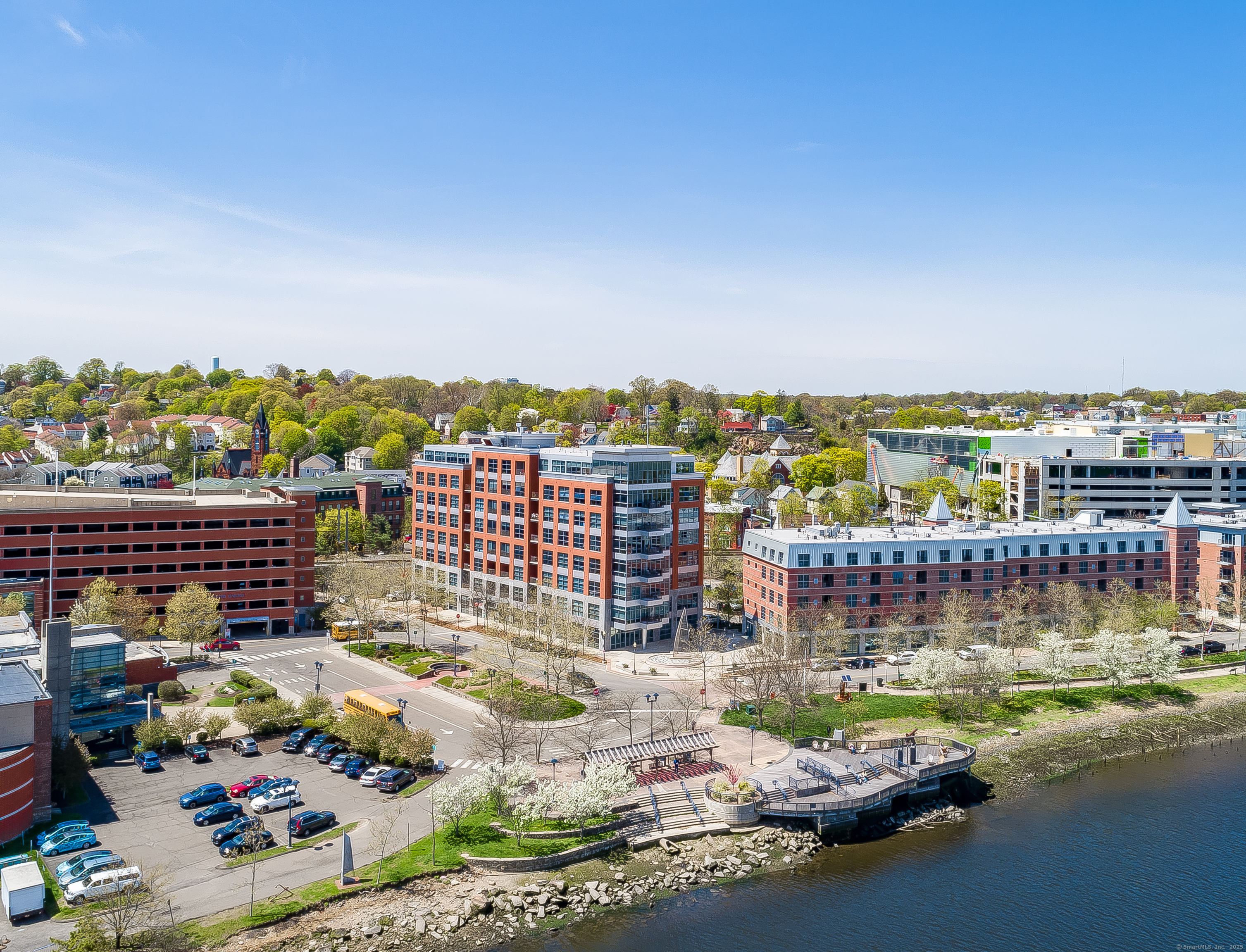 Norwalk, Connecticut, 06854, United States, 3 Bedrooms Bedrooms, ,3 BathroomsBathrooms,Residential,For Sale,1987967