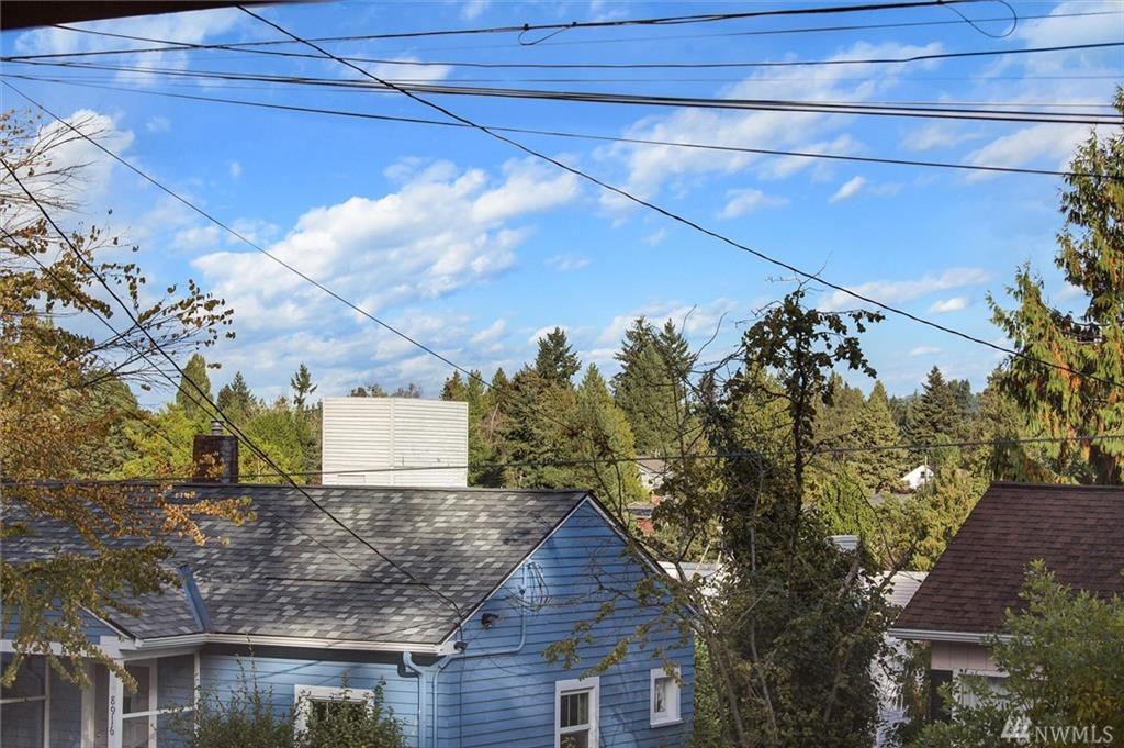 8911 20th Ave NE, Seattle, Washington, 98115, United States, 2 Bedrooms Bedrooms, ,1 BathroomBathrooms,Residential,For Sale,8911 20th Ave NE,1462257