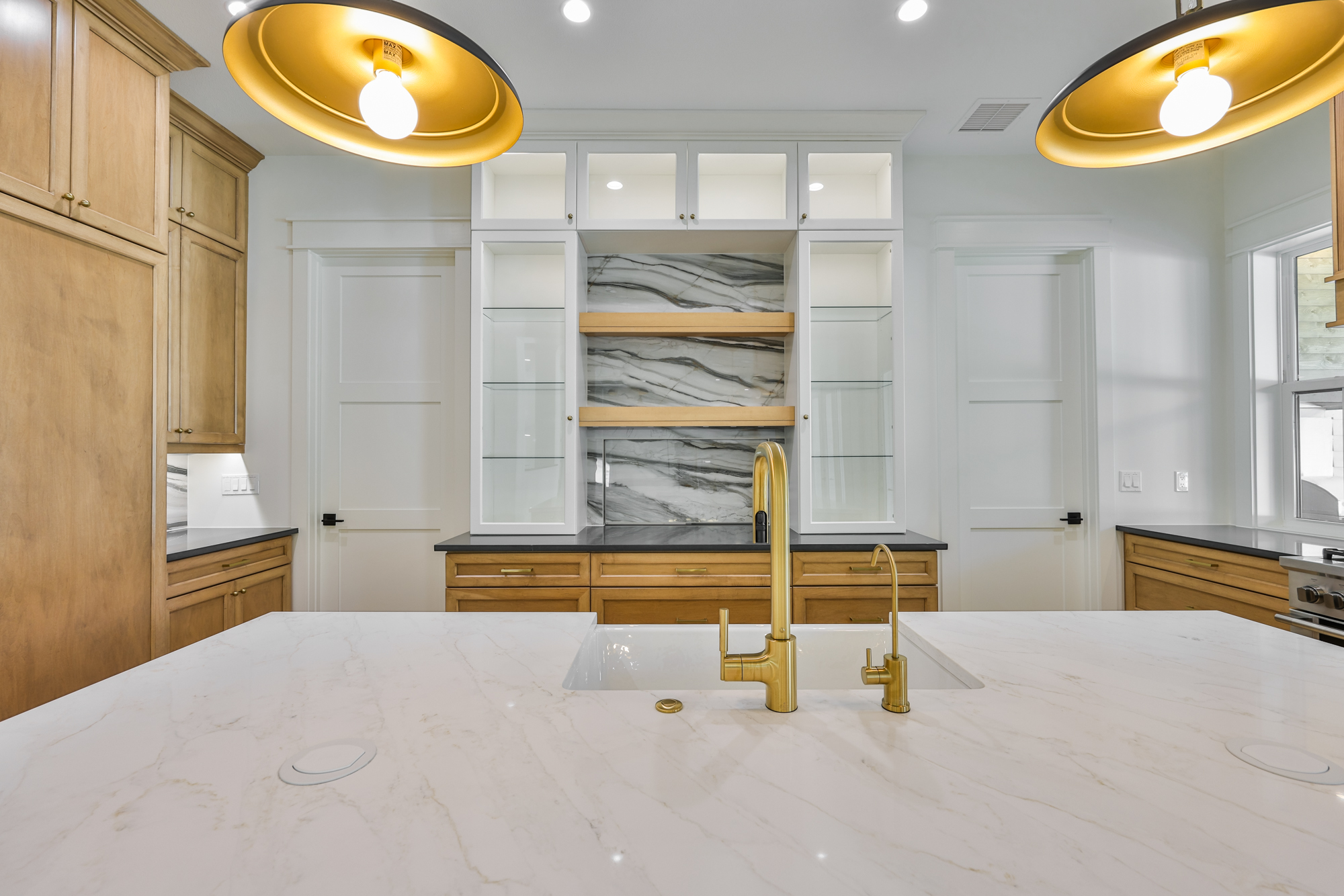 Tampa, Florida, 33629, United States, 5 Bedrooms Bedrooms, ,7 BathroomsBathrooms,Residential,For Sale,2007837