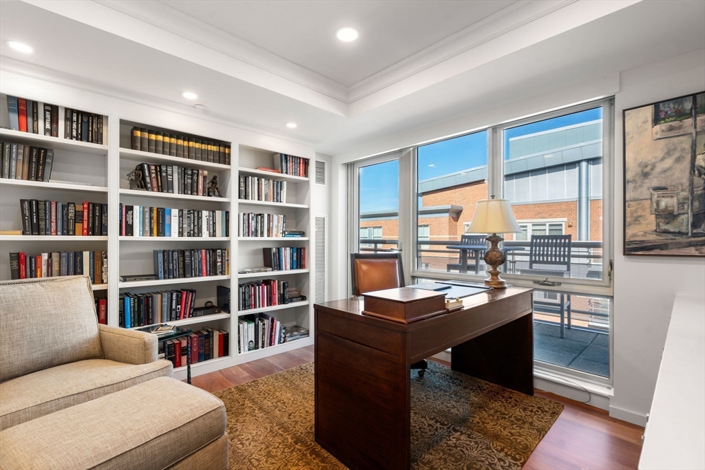 Boston, Massachusetts, 02109, United States, 3 Bedrooms Bedrooms, ,3 BathroomsBathrooms,Residential,For Sale,1847370