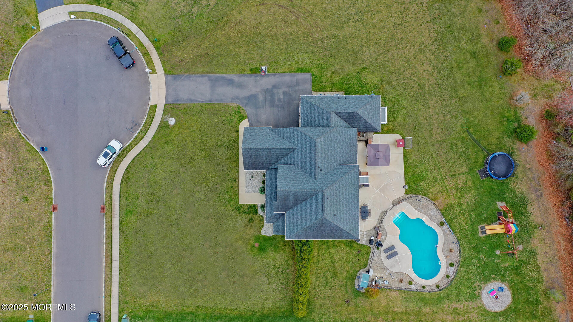 Jackson, New Jersey, 08527, United States, 5 Bedrooms Bedrooms, ,4 BathroomsBathrooms,Residential,For Sale,1950828
