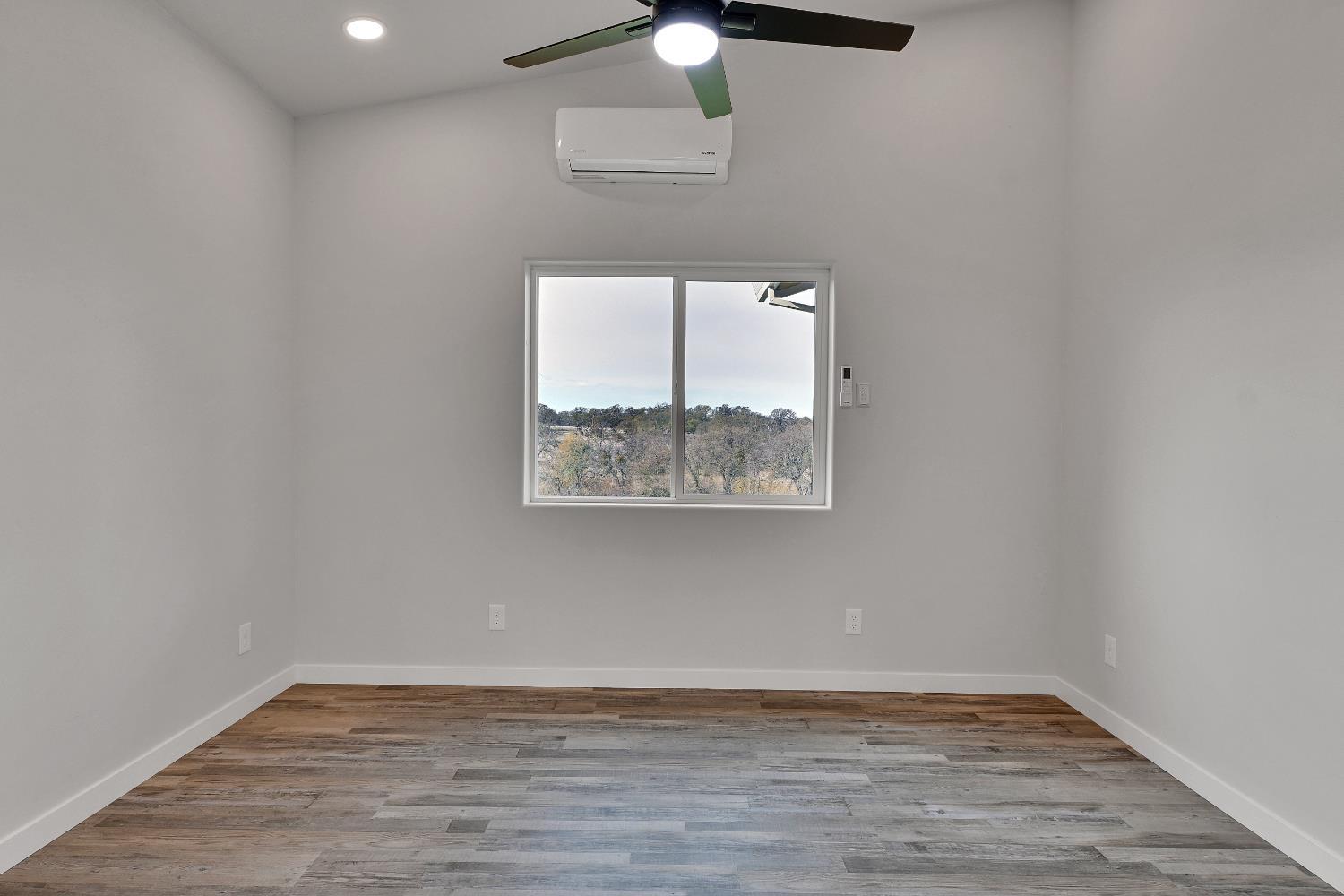 Loma Rica, California, 95901, United States, 3 Bedrooms Bedrooms, ,3 BathroomsBathrooms,Residential,For Sale,2005648