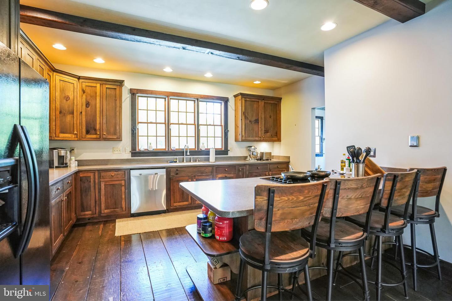 Pottstown, Pennsylvania, 19465, United States, 3 Bedrooms Bedrooms, ,6 BathroomsBathrooms,Residential,For Sale,1913550