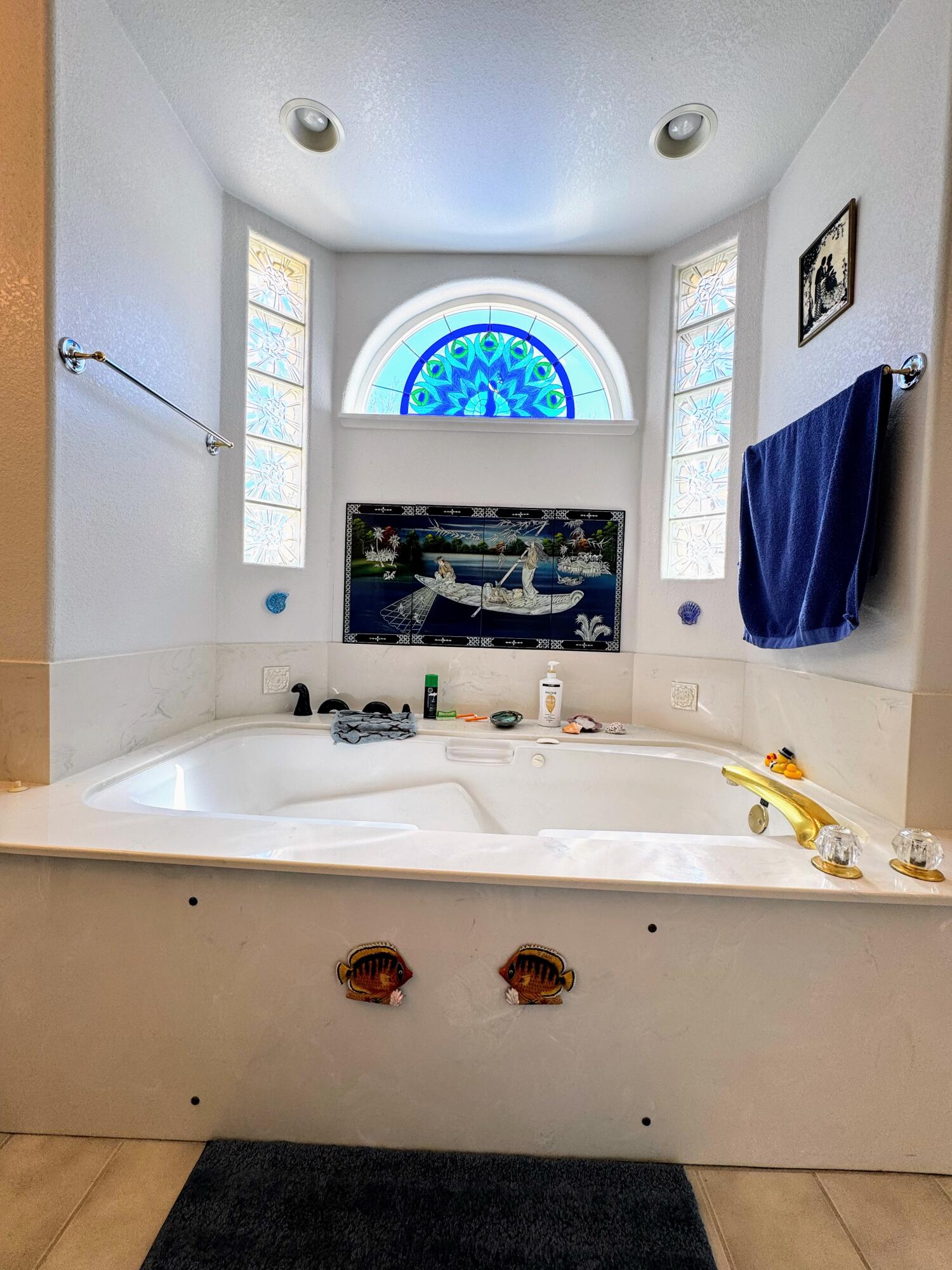 Klamath Falls, Oregon, 97601, United States, 3 Bedrooms Bedrooms, ,3 BathroomsBathrooms,Residential,For Sale,1779342