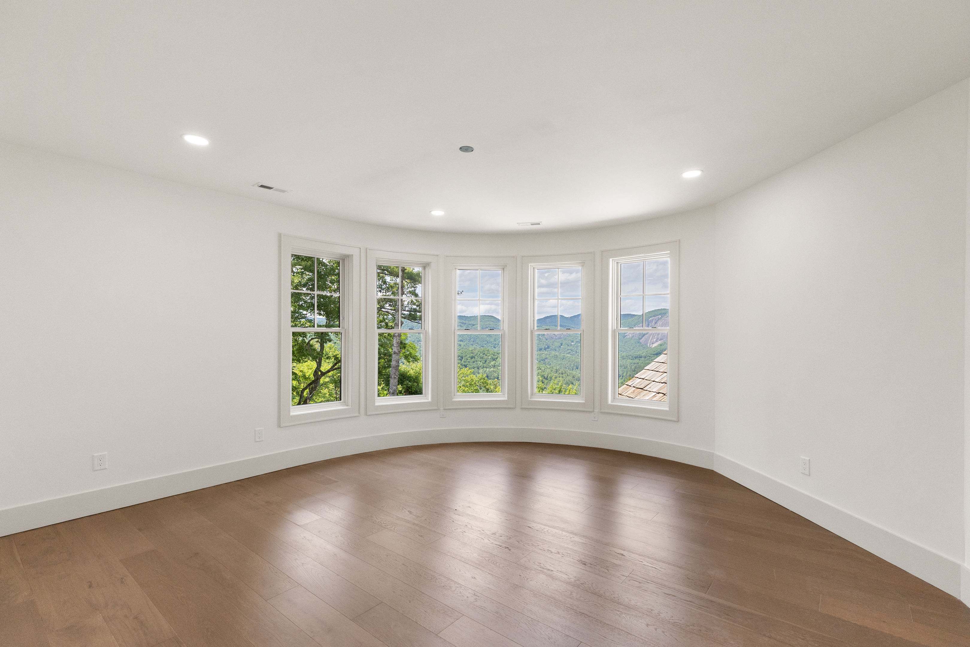  343 Ledgeview Road, Cedar Hill - 物件實景