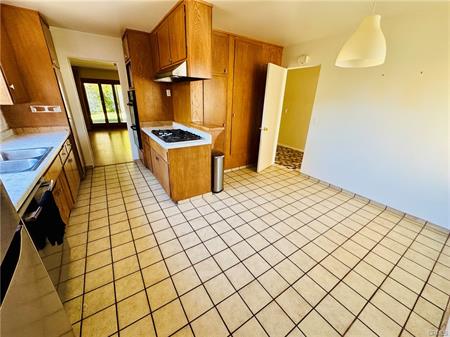 Rancho Palos Verdes, California, 90275, United States, 3 Bedrooms Bedrooms, ,2 BathroomsBathrooms,Residential,For Sale,2000051