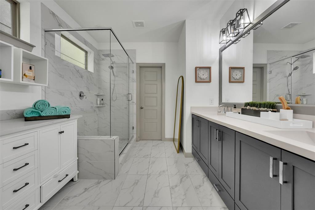 Dallas, Texas, 75212, United States, 3 Bedrooms Bedrooms, ,4 BathroomsBathrooms,Residential,For Sale,1897379