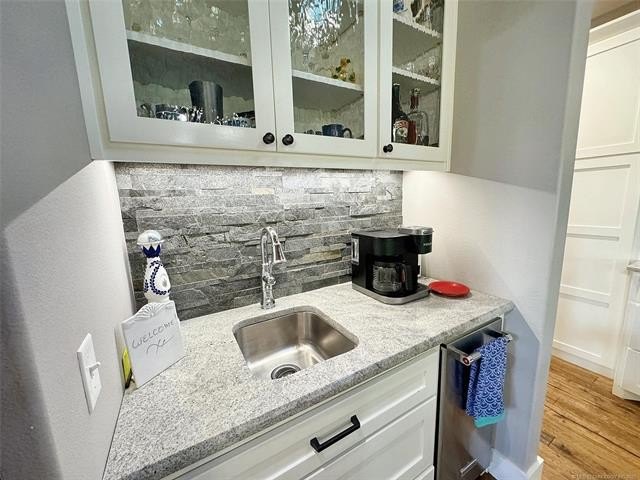 Park Hill, Oklahoma, 74451, United States, 4 Bedrooms Bedrooms, ,3 BathroomsBathrooms,Residential,For Sale,1978884