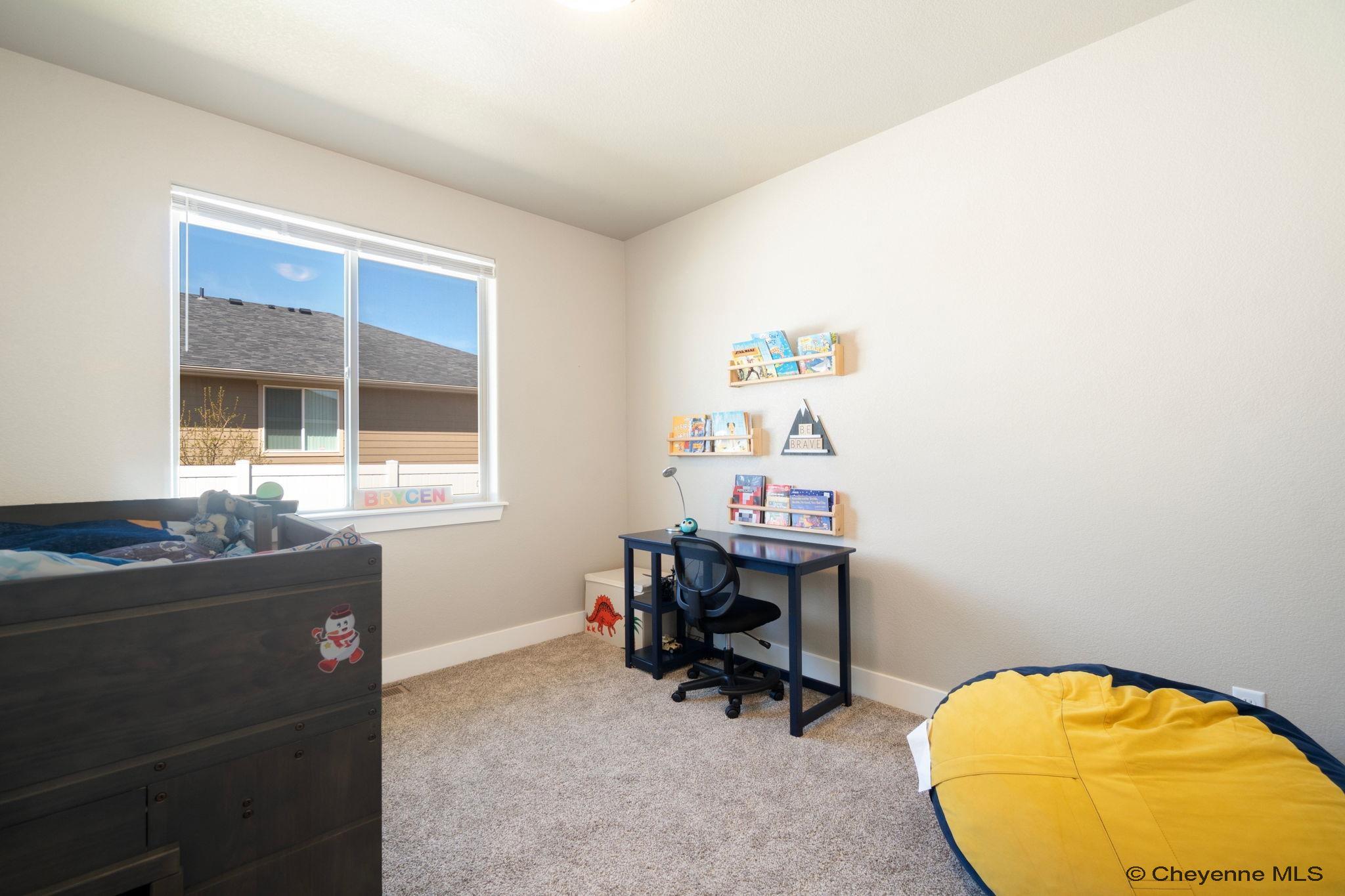 Cheyenne, Wyoming, 82009, United States, 5 Bedrooms Bedrooms, ,3 BathroomsBathrooms,Residential,For Sale,1947325
