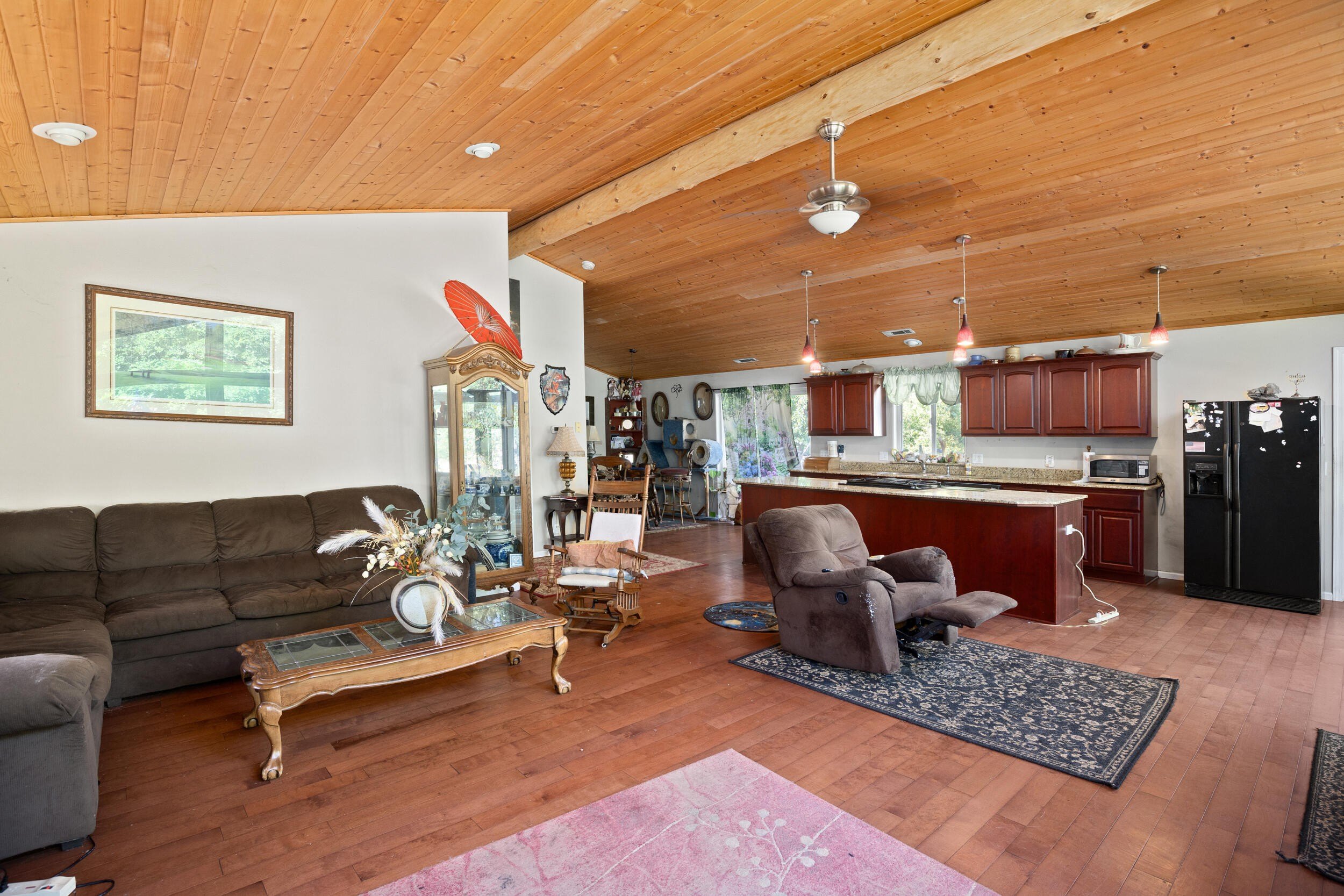 Selma, Oregon, 97538, United States, 3 Bedrooms Bedrooms, ,2 BathroomsBathrooms,Residential,For Sale,1980264