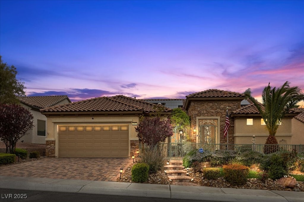 Henderson, Nevada, 89044, United States, 4 Bedrooms Bedrooms, ,3 BathroomsBathrooms,Residential,For Sale,1939796