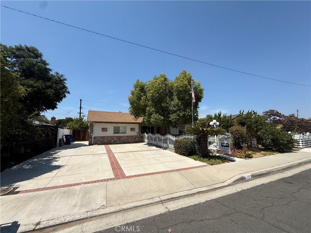 Riverside, California, 92505, United States, 3 Bedrooms Bedrooms, ,2 BathroomsBathrooms,Residential,For Sale,1891732