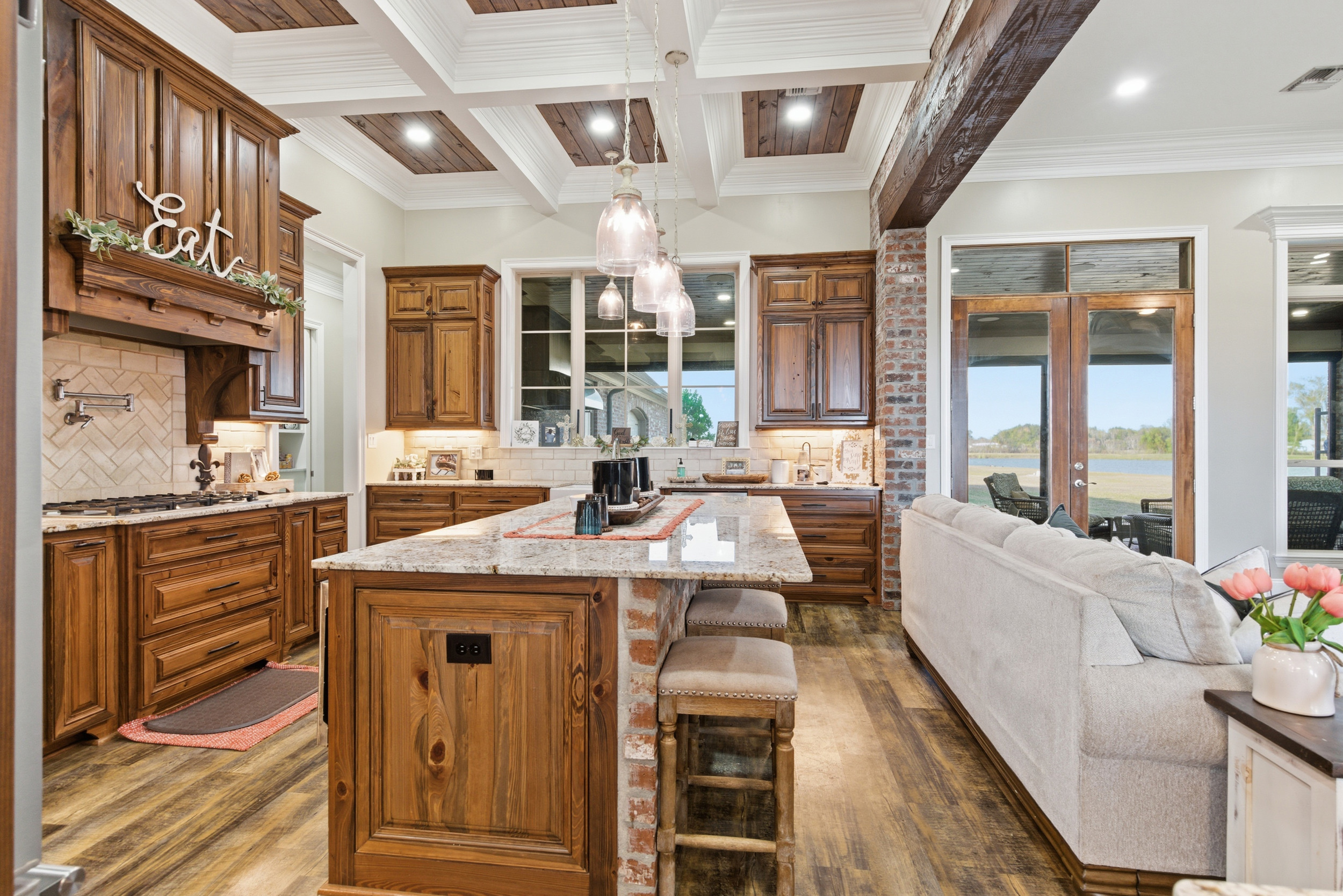 Scott, Louisiana, 70583, United States, 4 Bedrooms Bedrooms, ,3 BathroomsBathrooms,Residential,For Sale,2002633