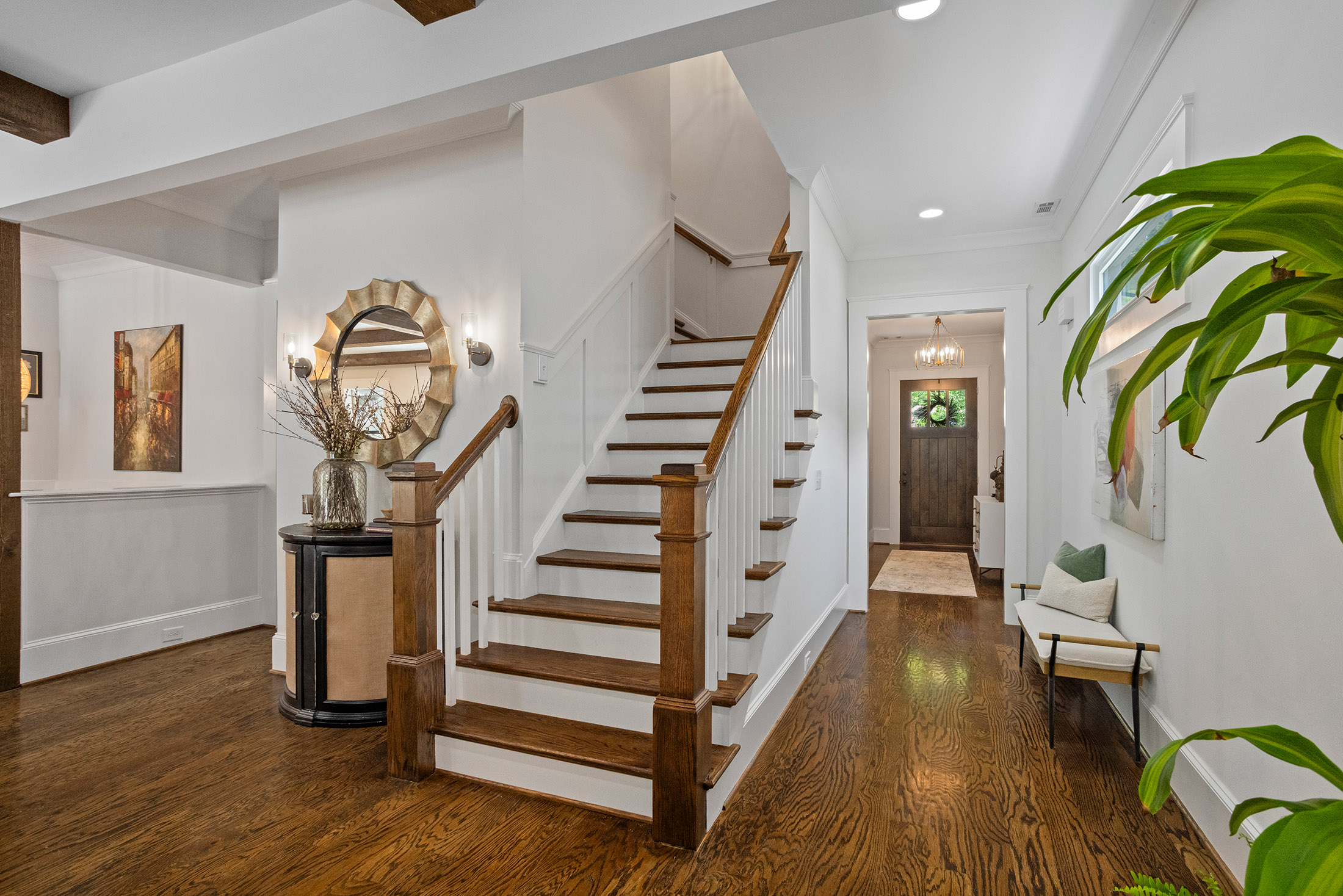  Extraordinary Custom-Built Home in Brookhaven - 物件實景