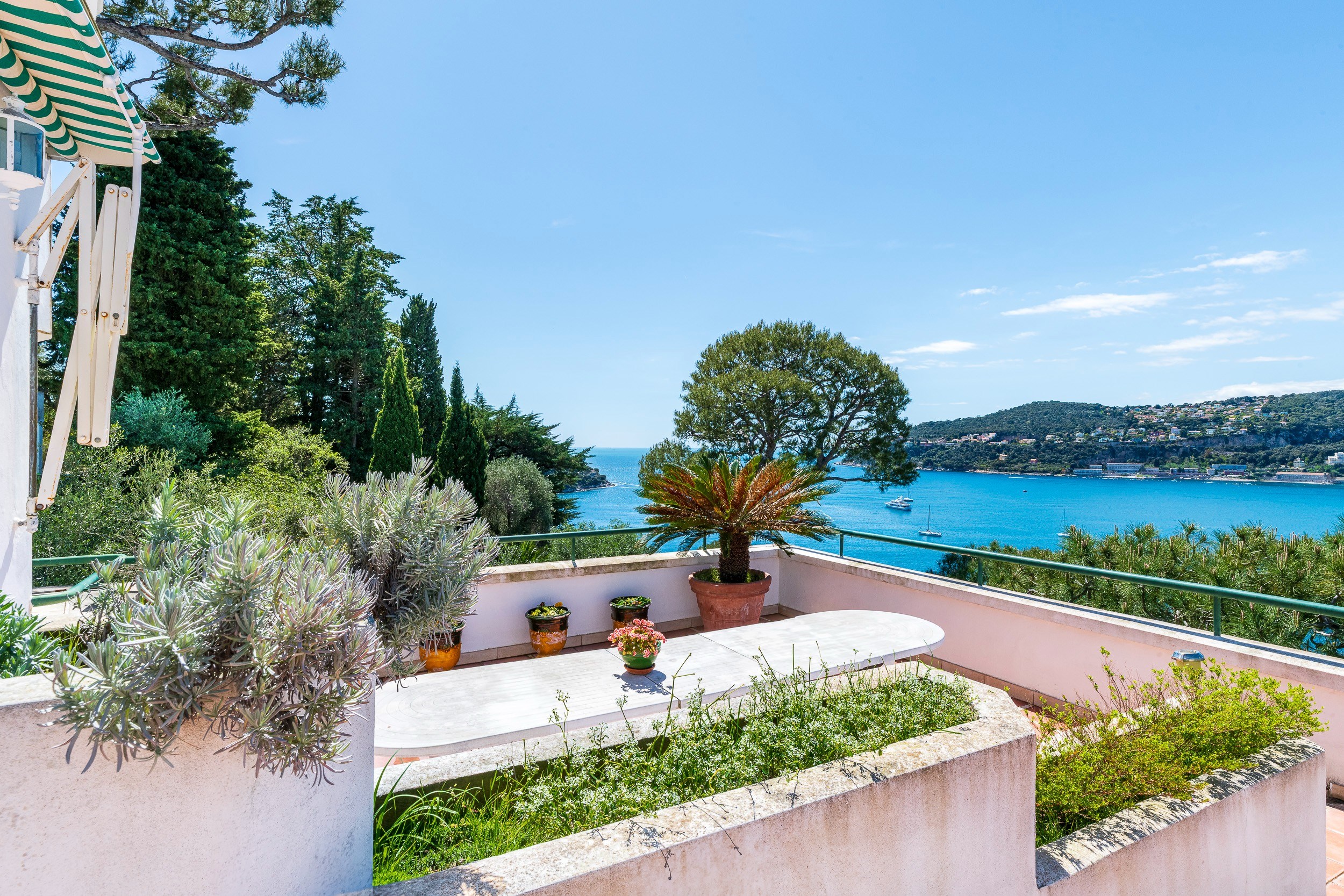  Villa Ligne Droite: Magnificent Art Deco villa with panoramic sea view for sale… - 物件實景