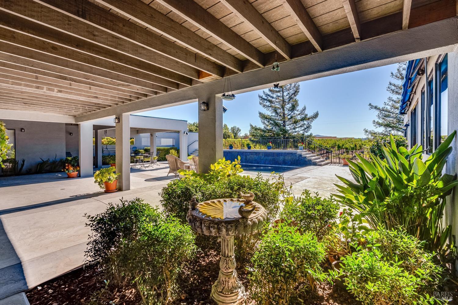 Napa, California, 94558, United States, 4 Bedrooms Bedrooms, ,6 BathroomsBathrooms,Residential,For Sale,1847246