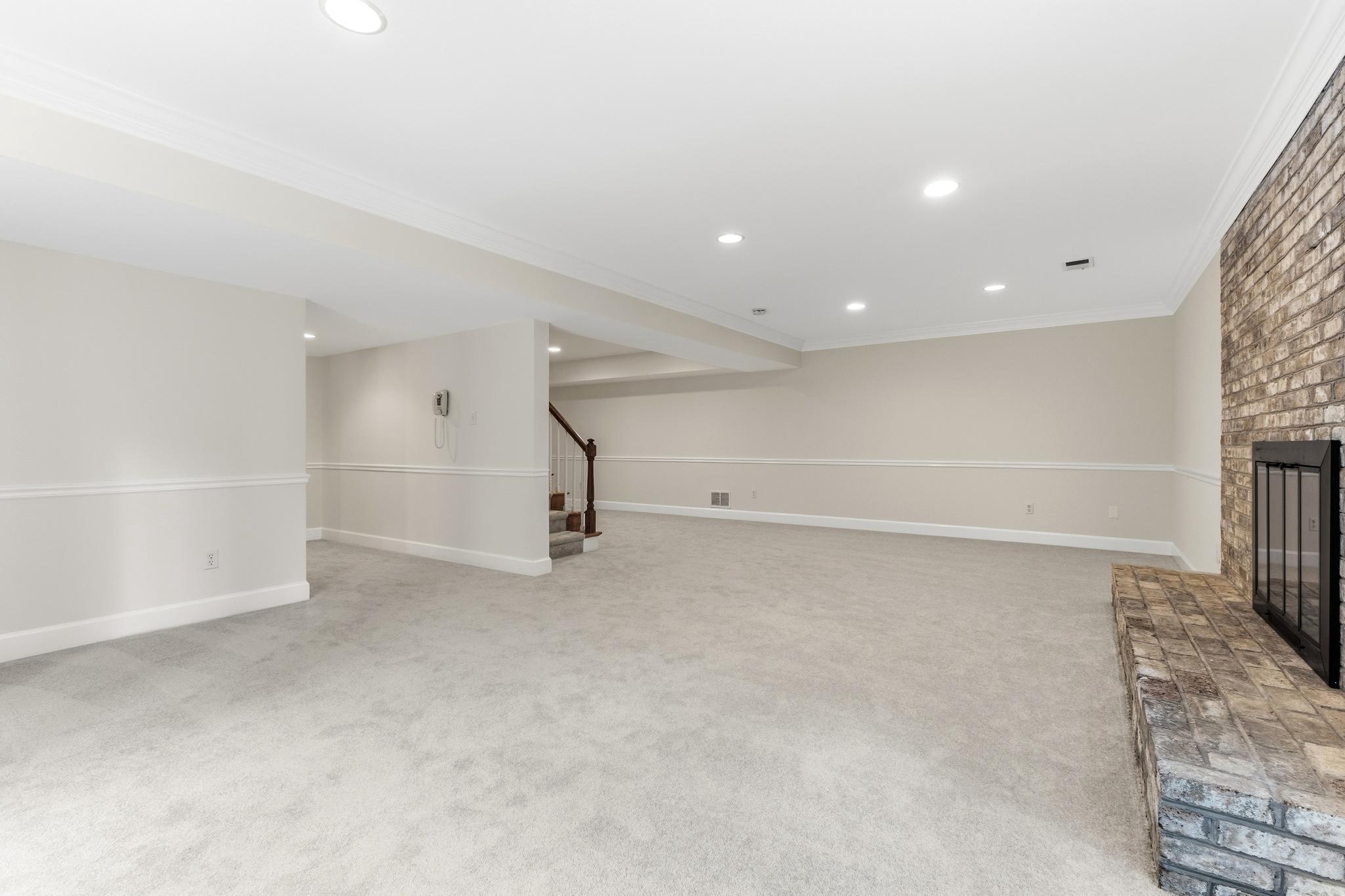  9200 Ripple Brook Road, Great Falls, VA, 22066 - 物件實景