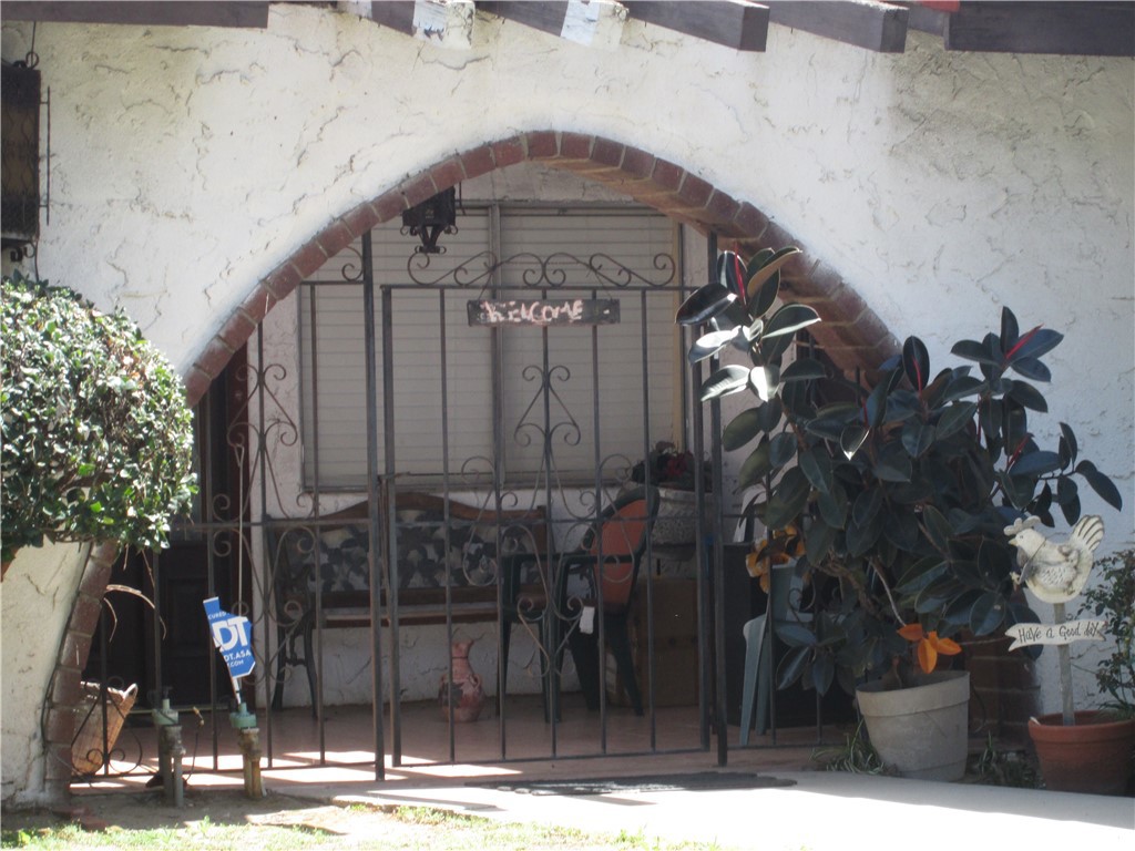 Fontana, California, 92335, United States, 4 Bedrooms Bedrooms, ,2 BathroomsBathrooms,Residential,For Sale,2040505