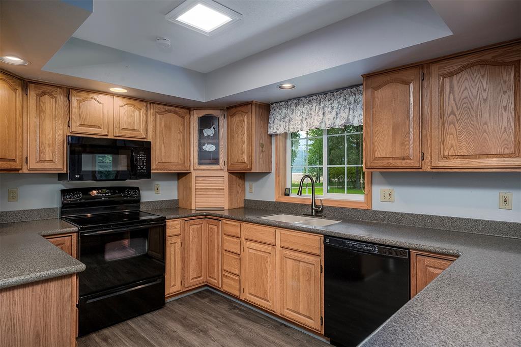 Polson, Montana, 59860, United States, 3 Bedrooms Bedrooms, ,1 BathroomBathrooms,Residential,For Sale,1846037
