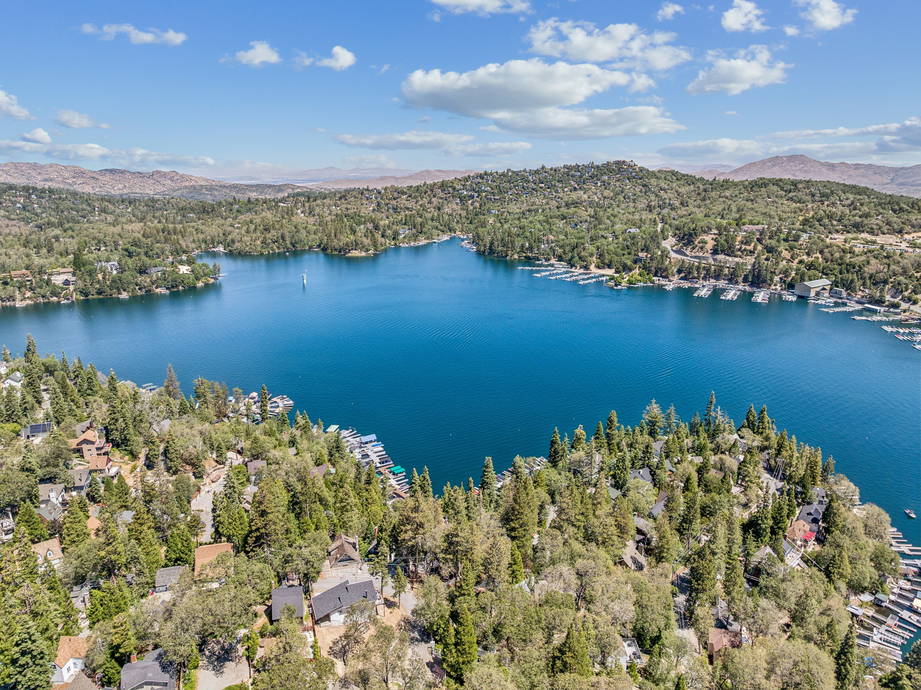  28901 Palisades Drive, Lake Arrowhead, CA 92352 - 物件實景