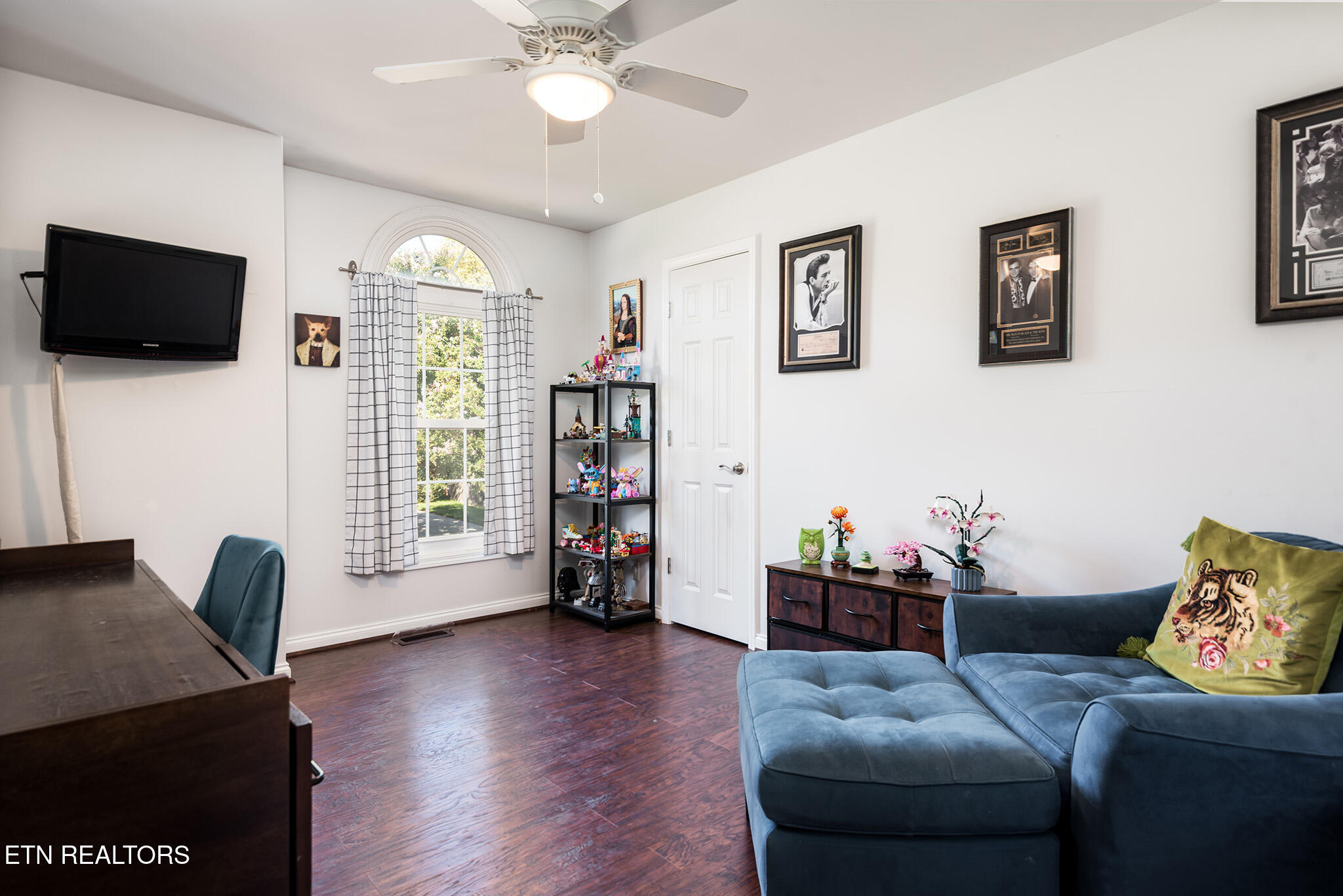 Knoxville, Tennessee, 37919, United States, 3 Bedrooms Bedrooms, ,3 BathroomsBathrooms,Residential,For Sale,1975147