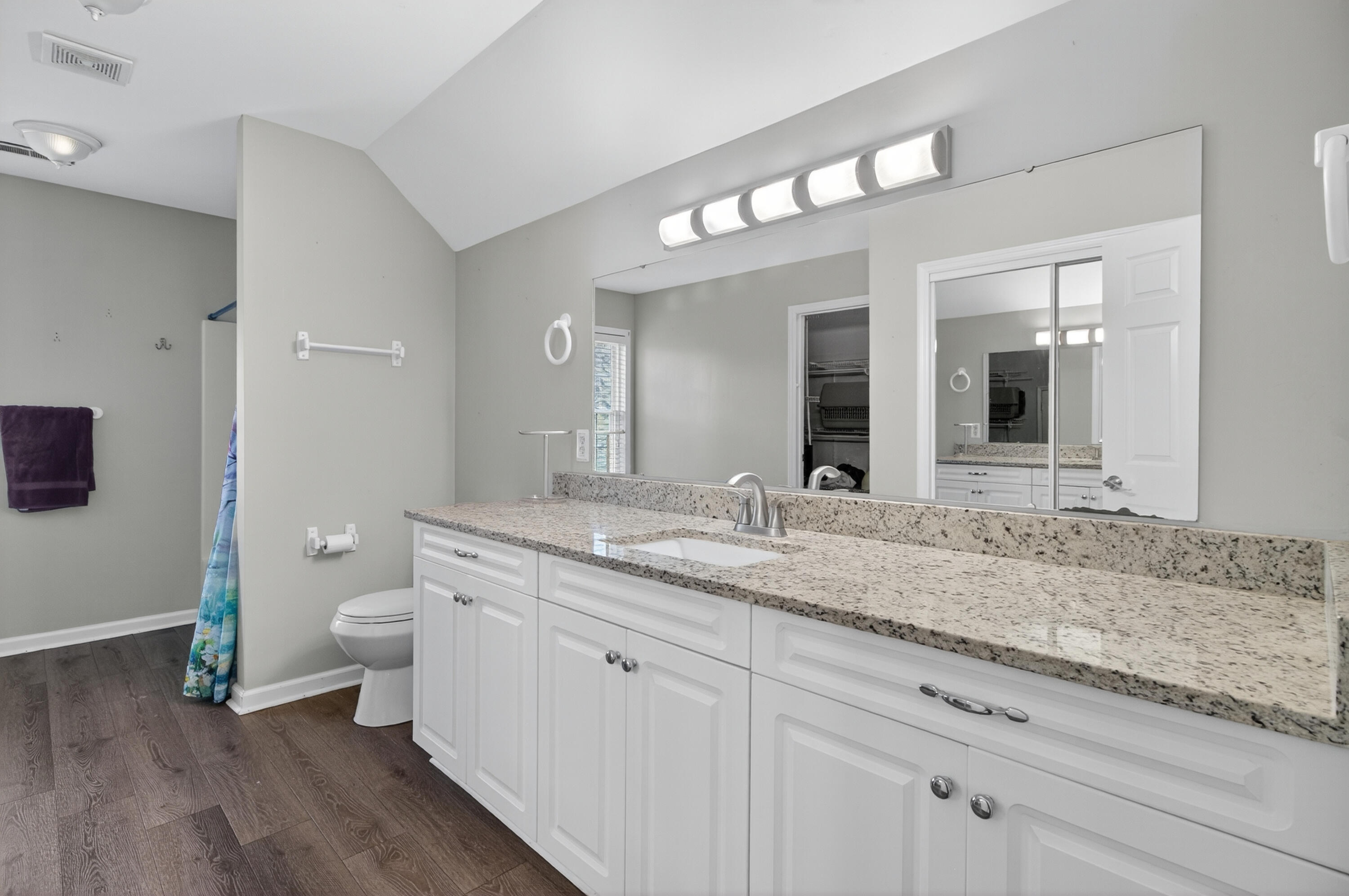 Saint George, South Carolina, 29477, United States, 4 Bedrooms Bedrooms, ,3 BathroomsBathrooms,Residential,For Sale,1939883