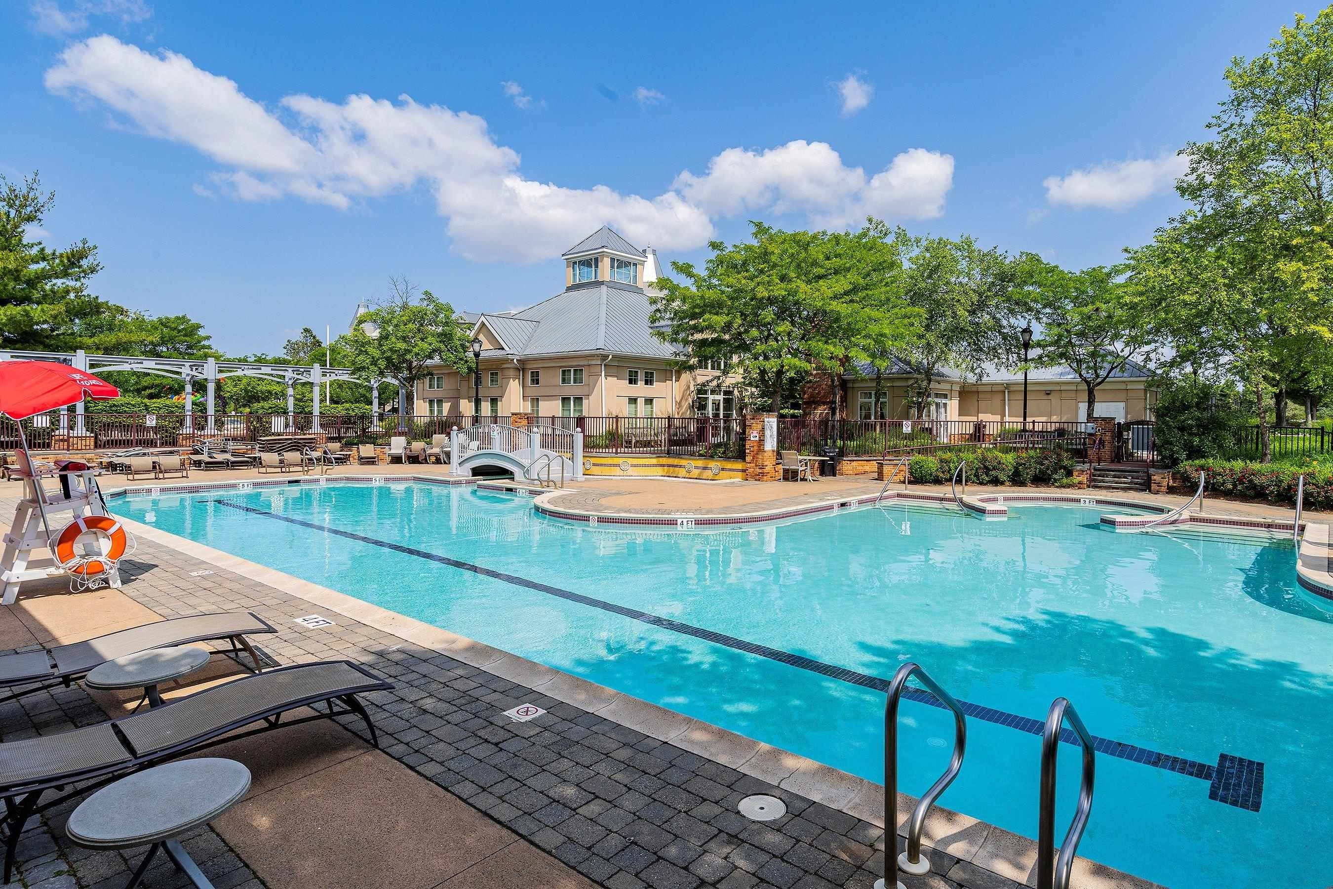 JC, Greenville, New Jersey, 07305, United States, 2 Bedrooms Bedrooms, ,2 BathroomsBathrooms,Residential,For Sale,1990758