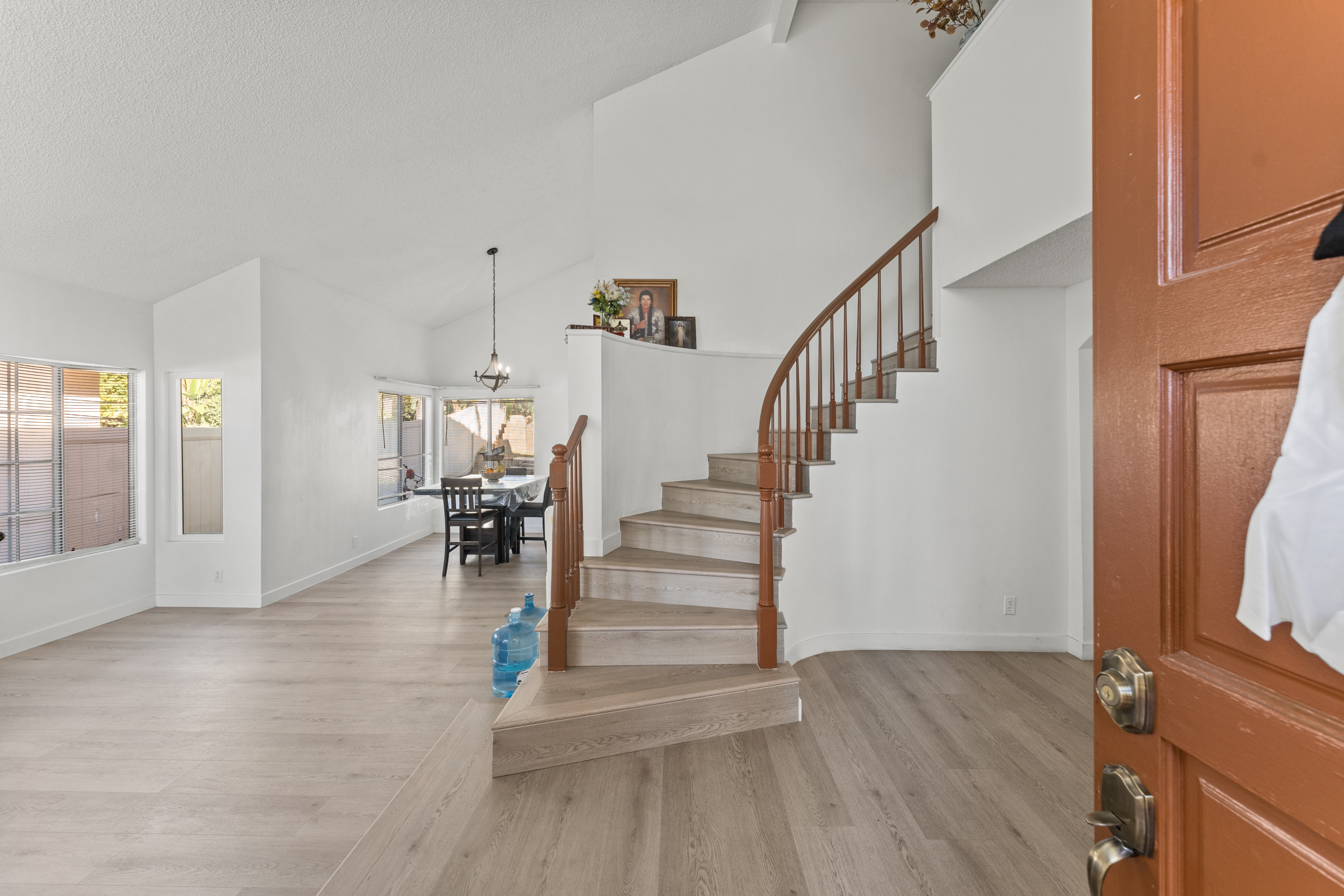 Moreno Valley, California, 92557, United States, 4 Bedrooms Bedrooms, ,4 BathroomsBathrooms,Residential,For Sale,1978053