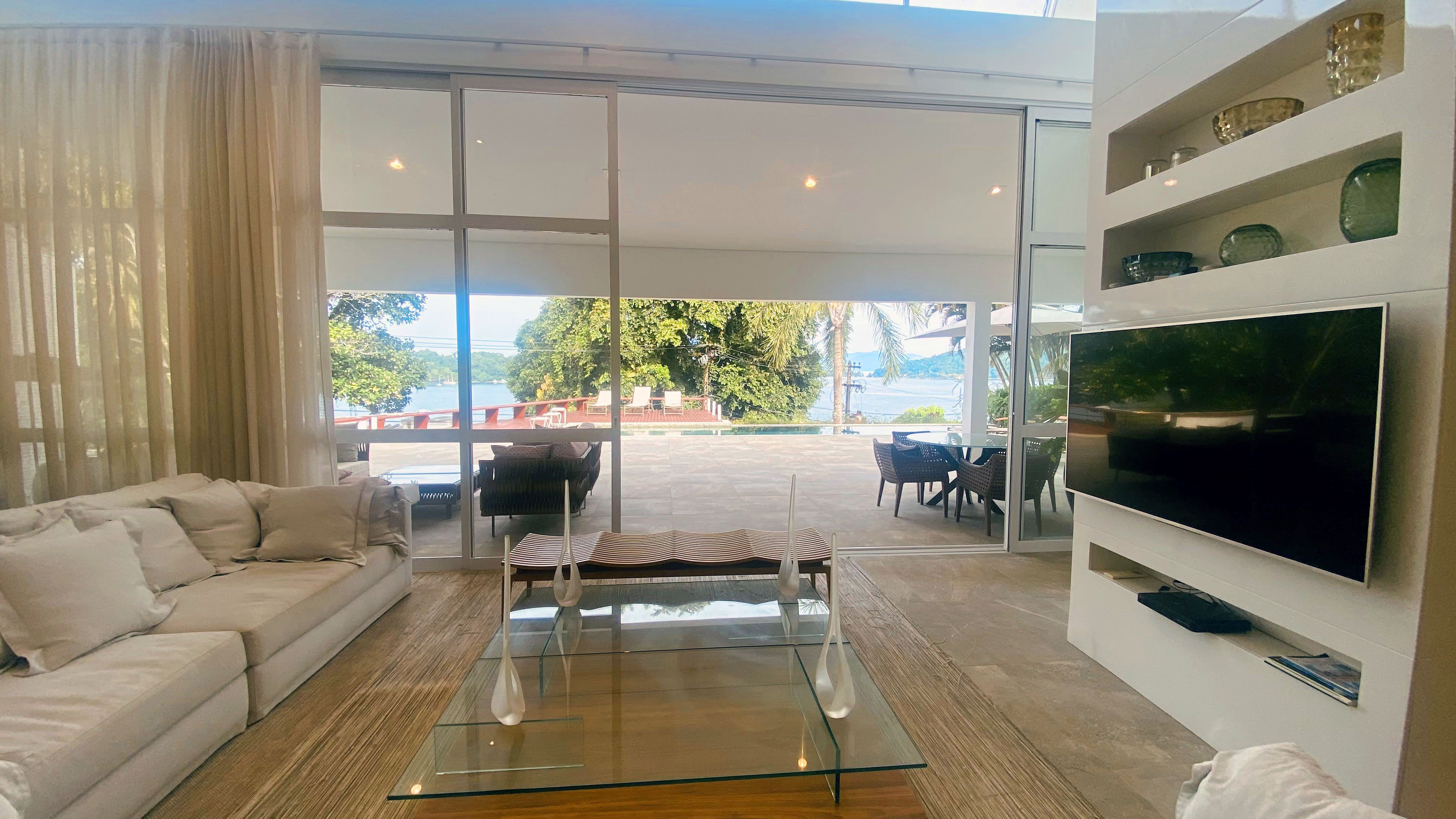  Exclusive coastal retreat with ocean views and privileged beach access - 物件實景