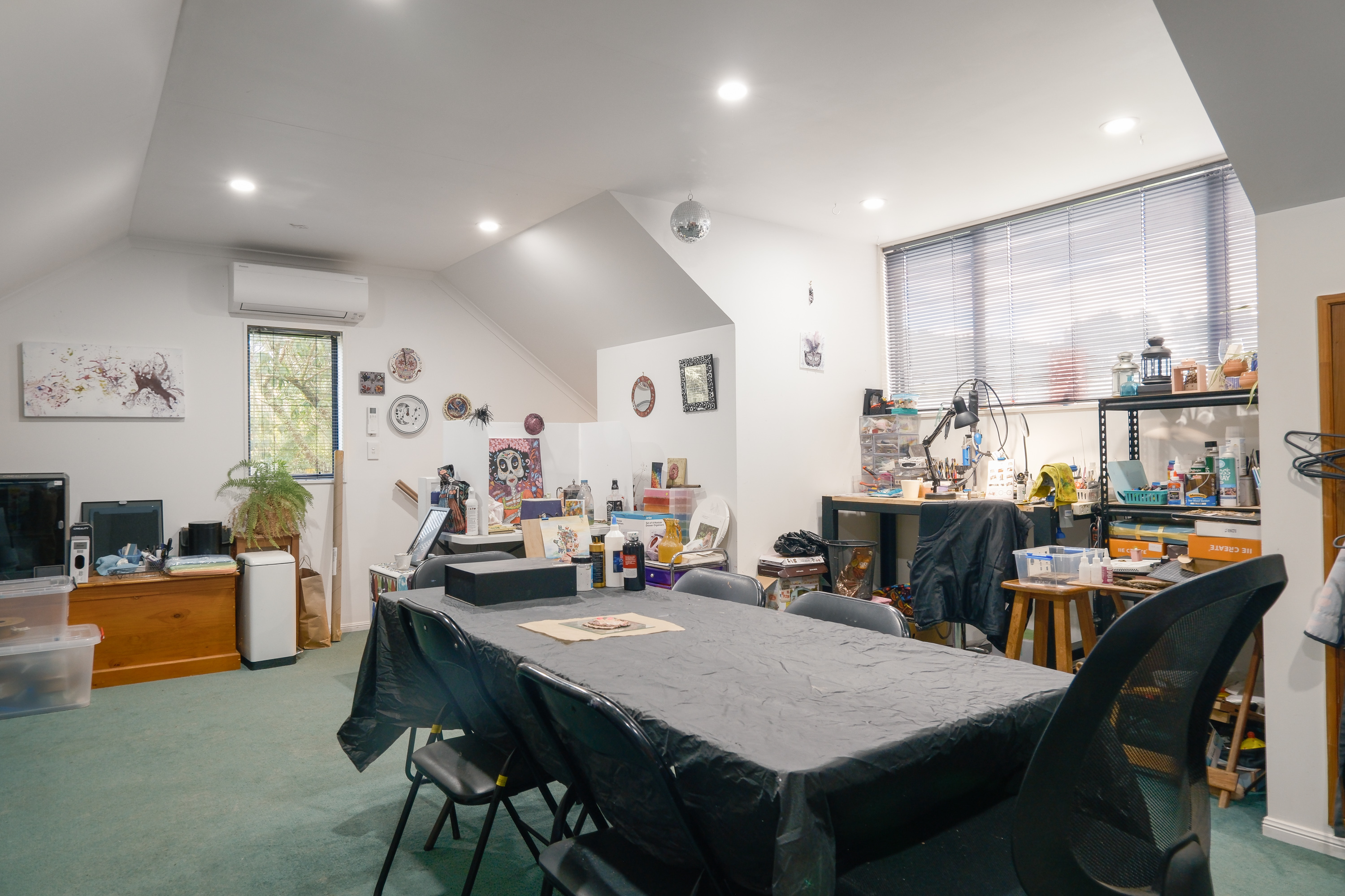  Country Charm With Equestrian Appeal - 物件實景